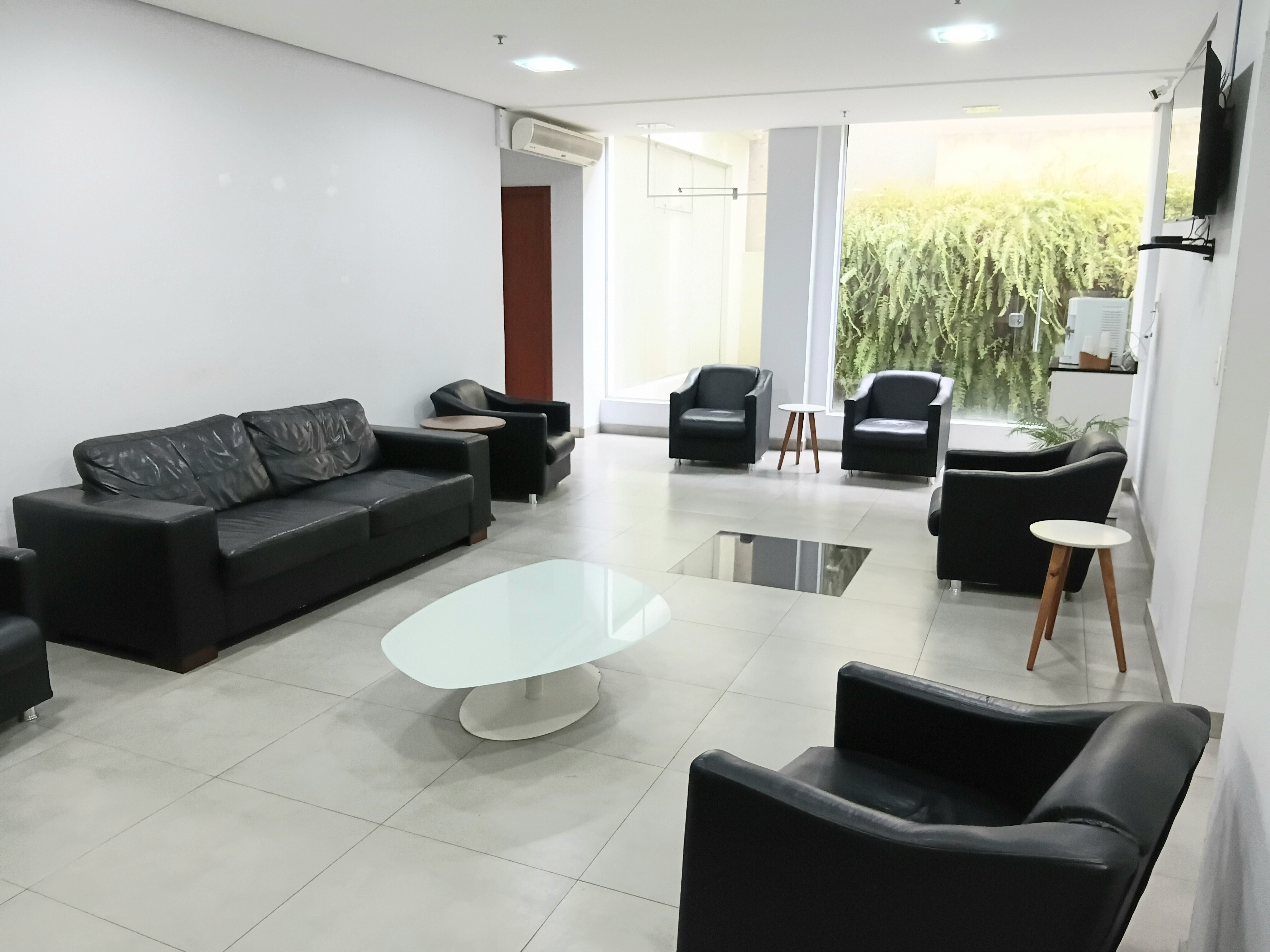 Sala para alugar com 49m², 1 vaga no bairro Menino Deus em Porto Alegre - Foto 4