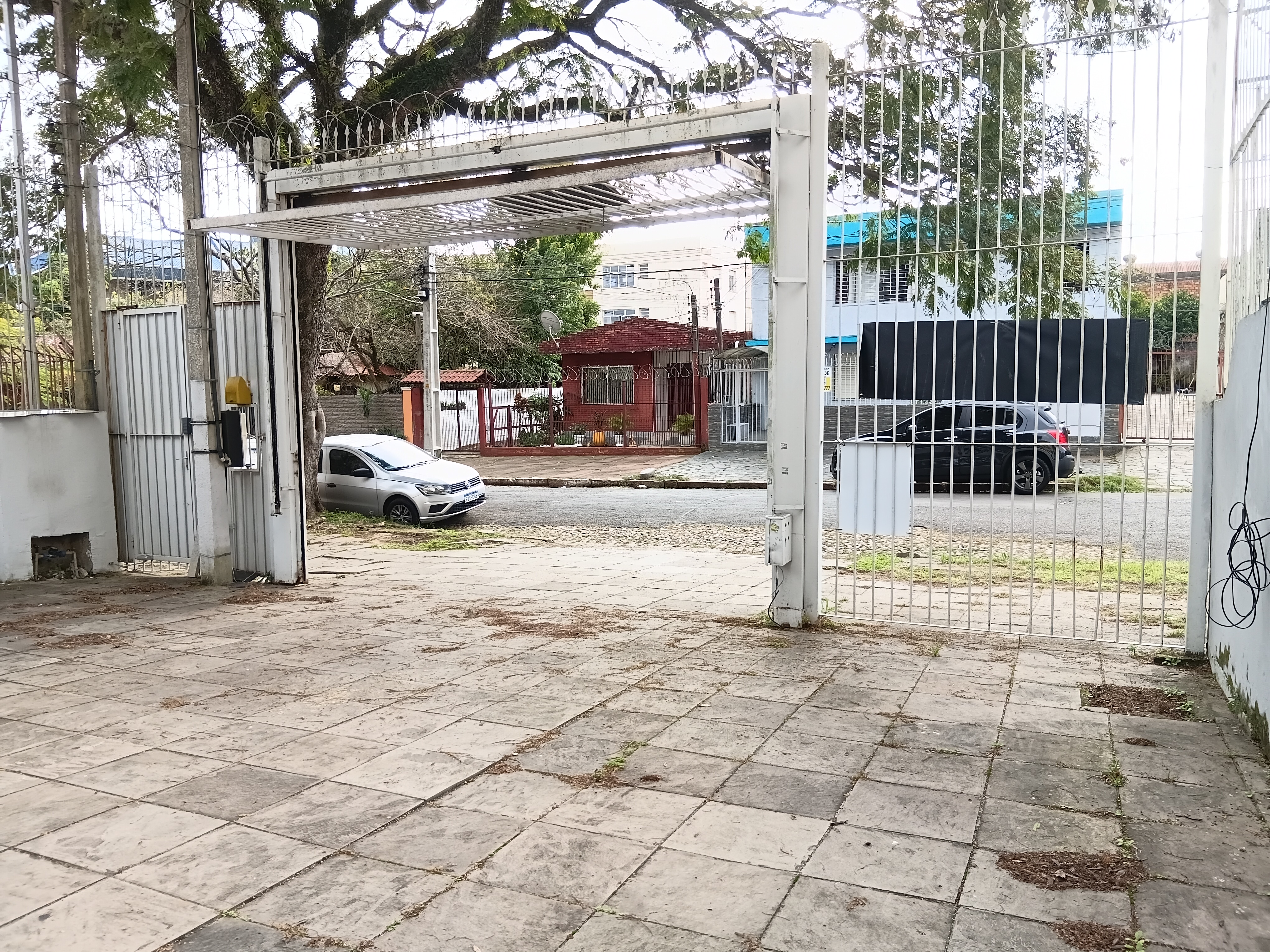 Prédio Comercial para alugar com 450m², 3 vagas no bairro Medianeira em Porto Alegre - Foto 6