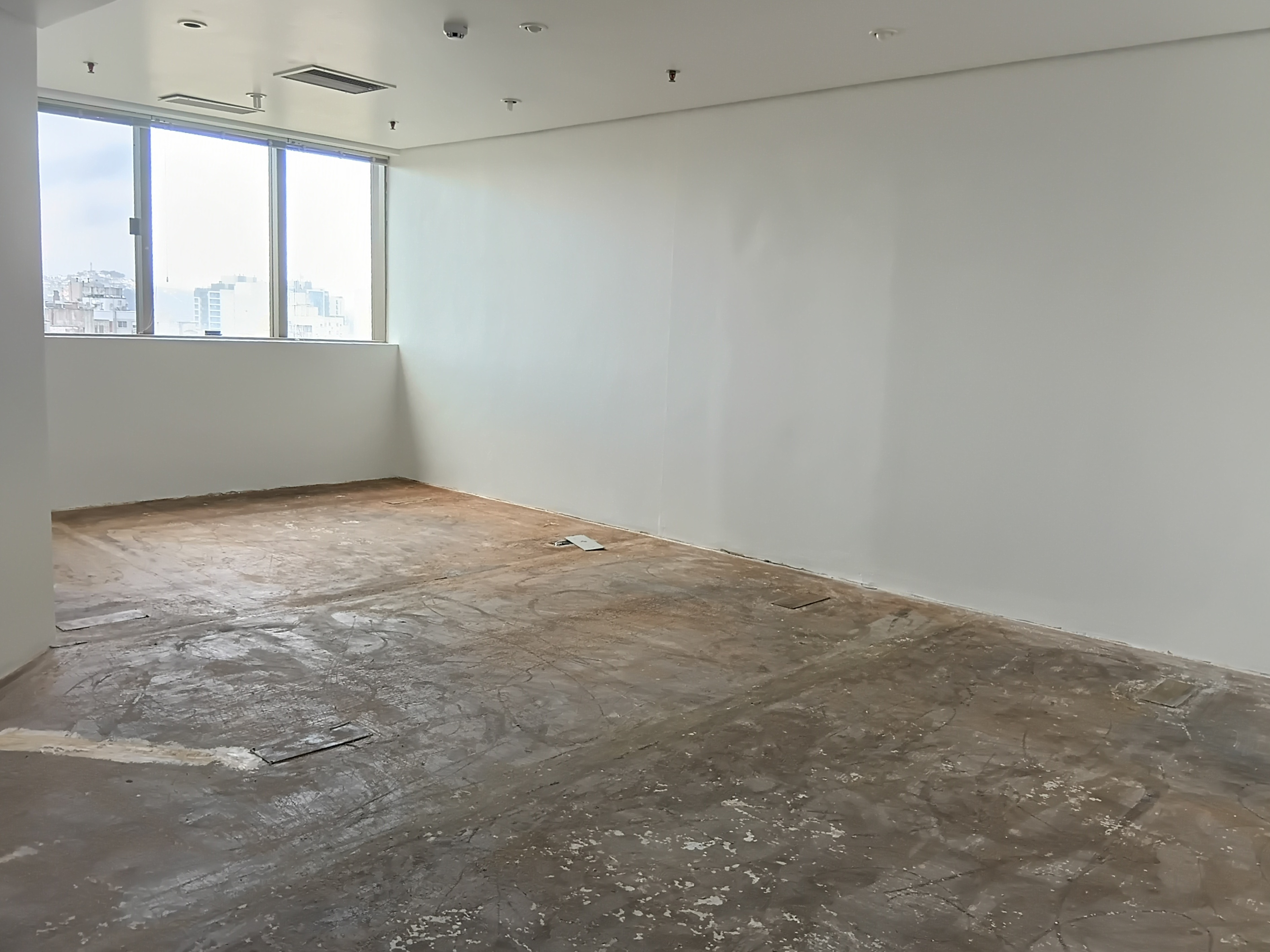 Sala à venda com 36m², 1 vaga no bairro Cidade Baixa em Porto Alegre - Foto 3