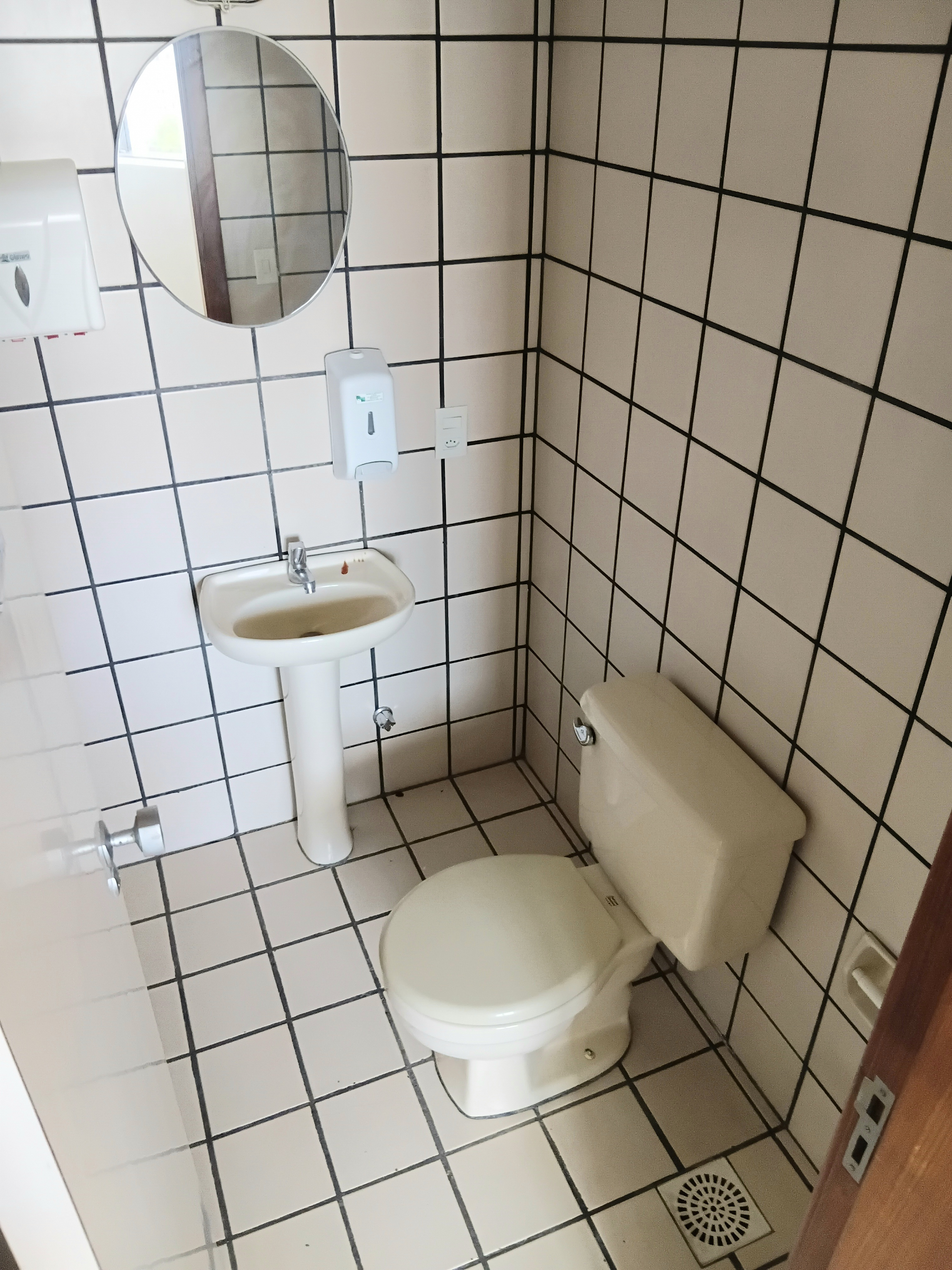 Sala à venda com 36m², 1 vaga no bairro Cidade Baixa em Porto Alegre - Foto 8