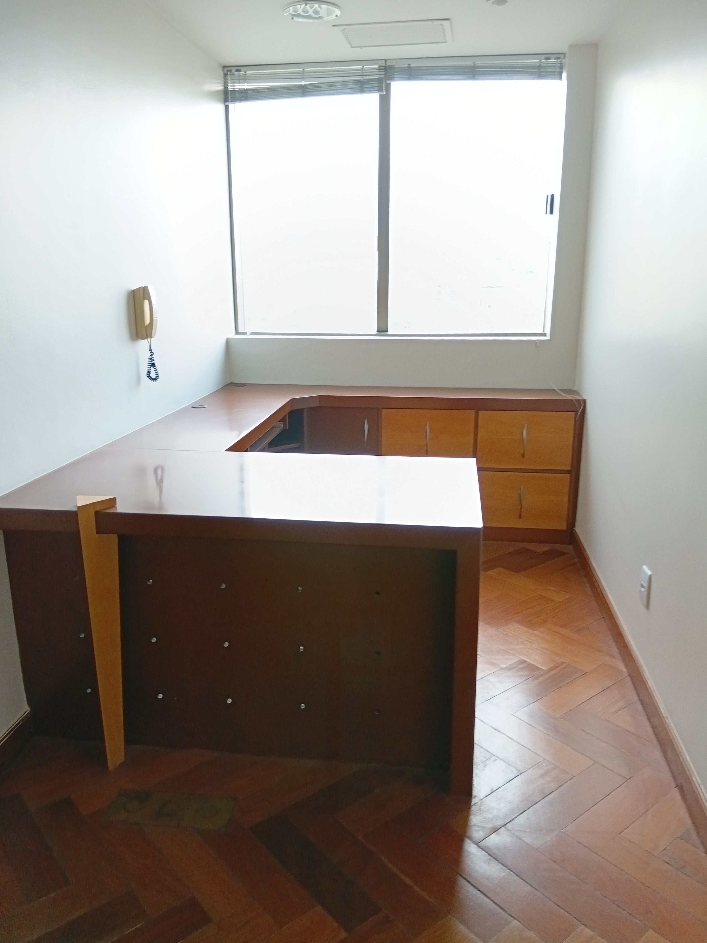 Sala à venda com 34m², 1 vaga no bairro Cidade Baixa em Porto Alegre - Foto 9