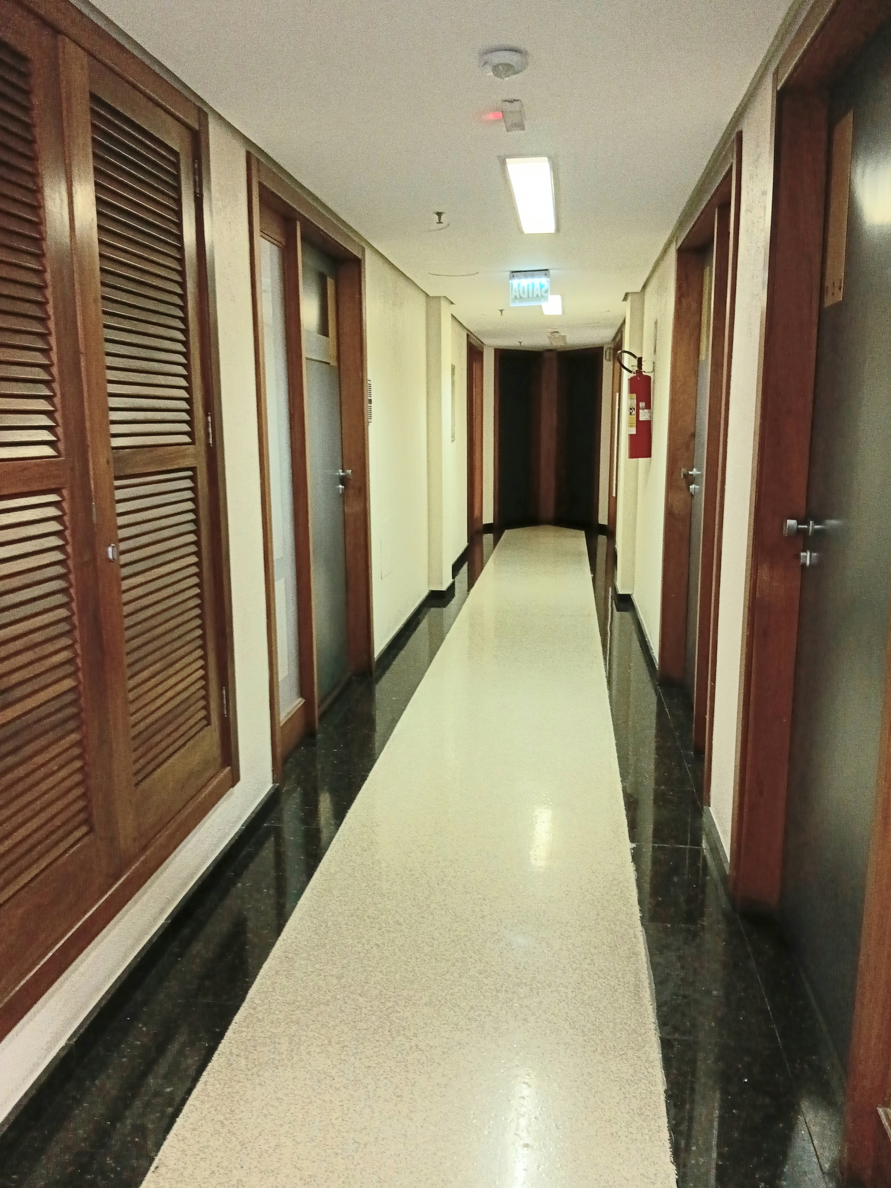 Sala à venda com 34m², 1 vaga no bairro Cidade Baixa em Porto Alegre - Foto 16