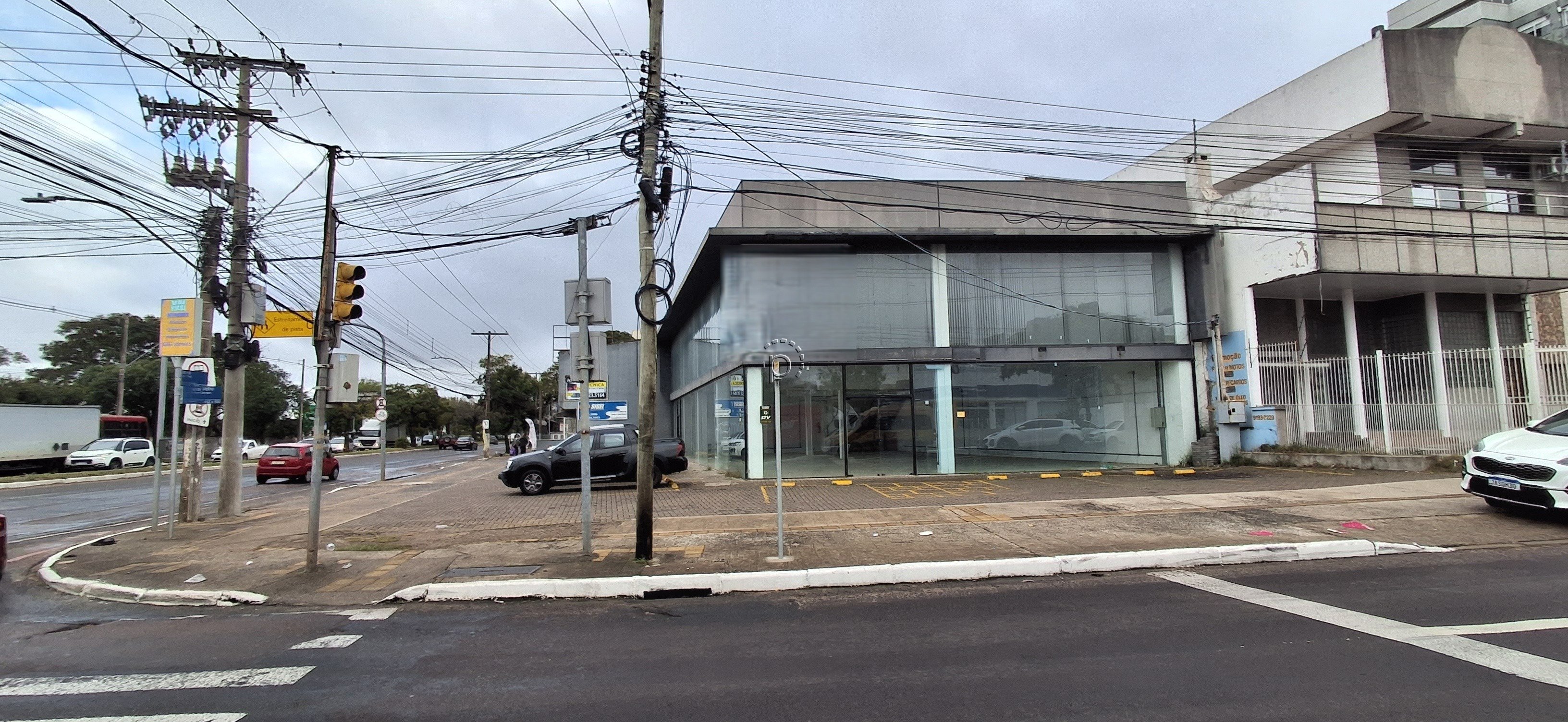 Loja para alugar com 360m², 15 vagas no bairro Cristal em Porto Alegre - Foto 3