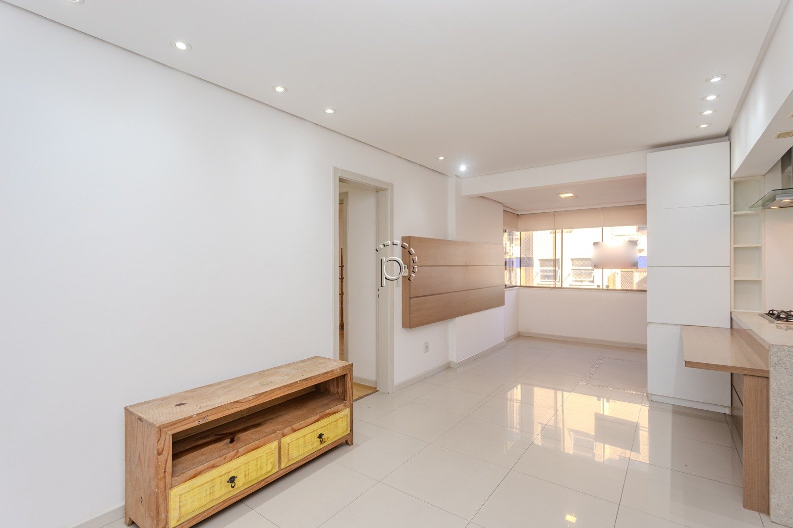 Apartamento para alugar com 77m², 3 quartos, 1 suíte, 1 vaga no bairro Tristeza em Porto Alegre - Foto 4