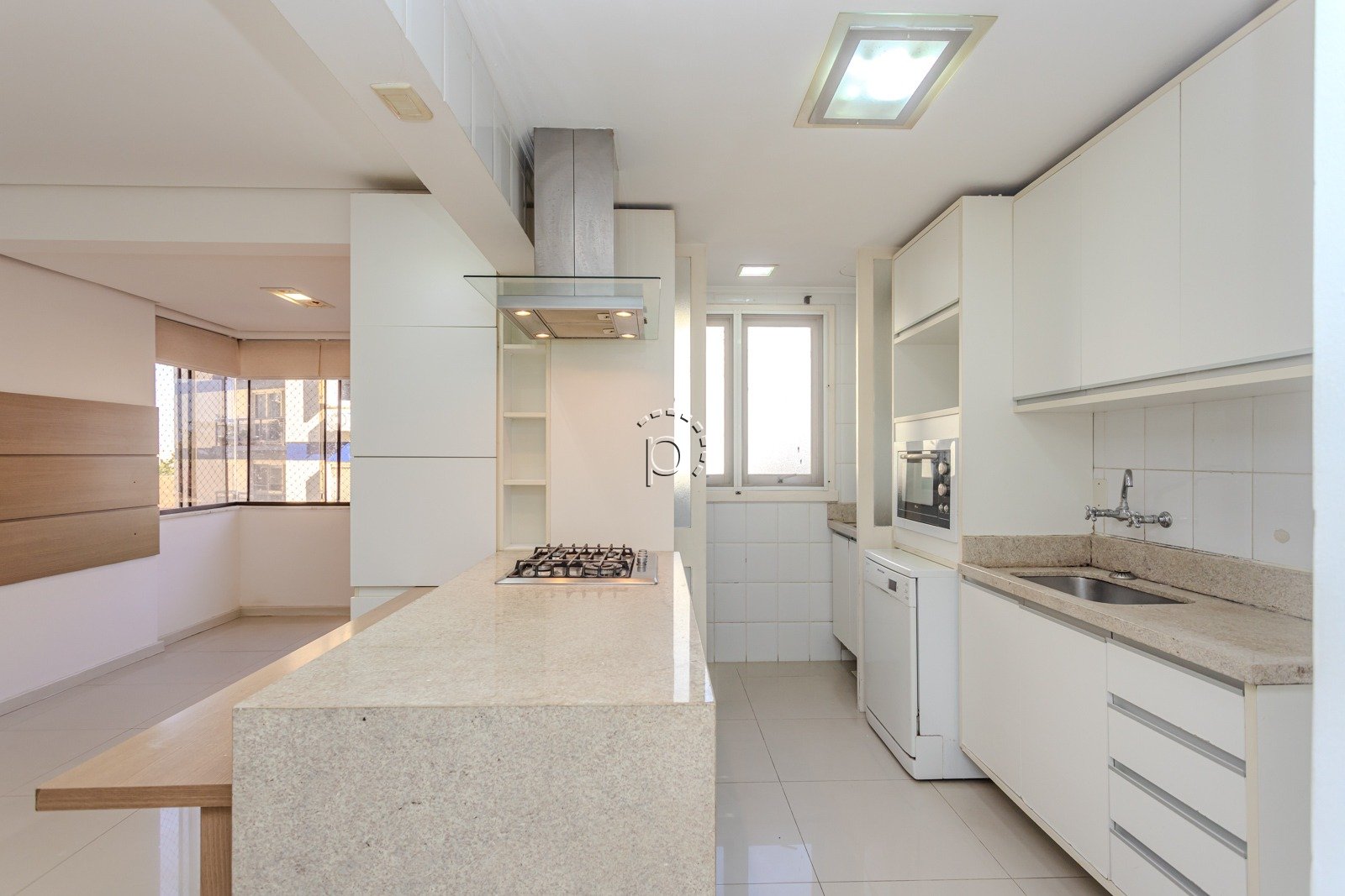 Apartamento para alugar com 77m², 3 quartos, 1 suíte, 1 vaga no bairro Tristeza em Porto Alegre - Foto 6
