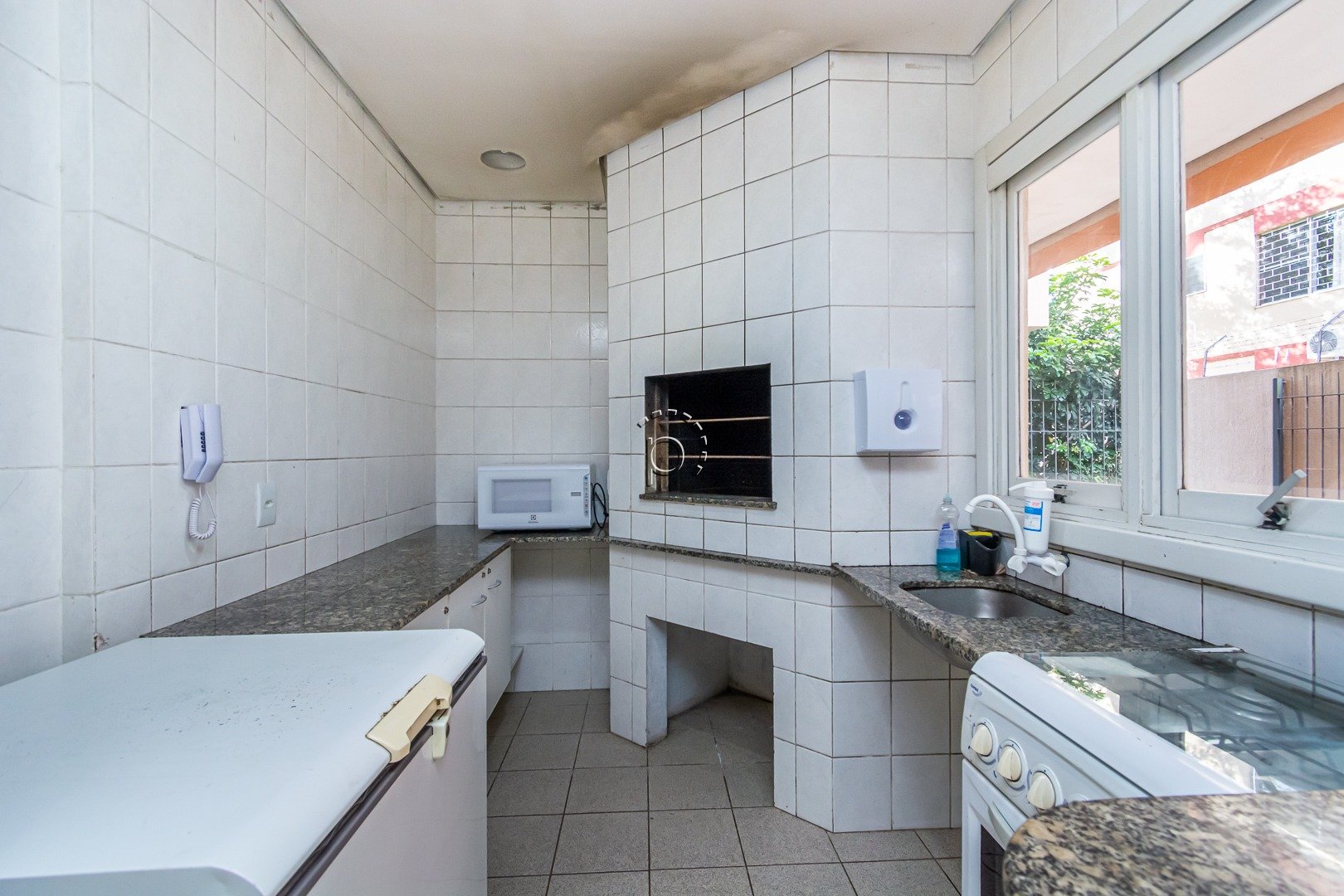 Apartamento para alugar com 77m², 3 quartos, 1 suíte, 1 vaga no bairro Tristeza em Porto Alegre - Foto 30