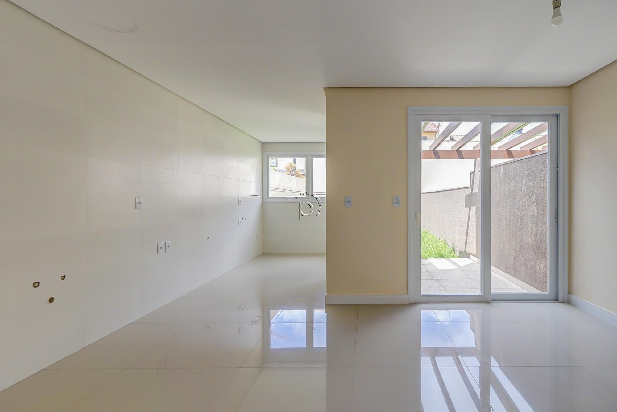 Casa à venda com 167m², 3 quartos, 1 suíte, 2 vagas no bairro Espirito Santo em Porto Alegre - Foto 5