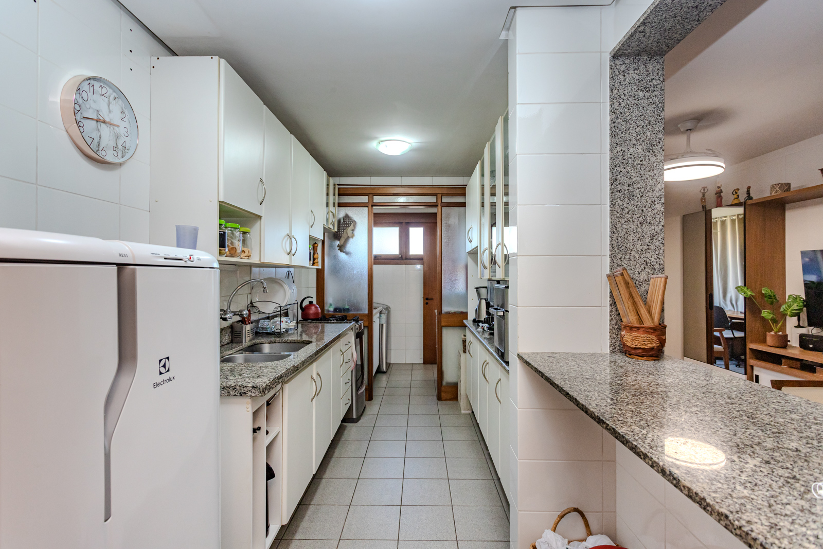 Cobertura à venda com 146m², 2 quartos, 1 suíte, 2 vagas no bairro Tristeza em Porto Alegre - Foto 12