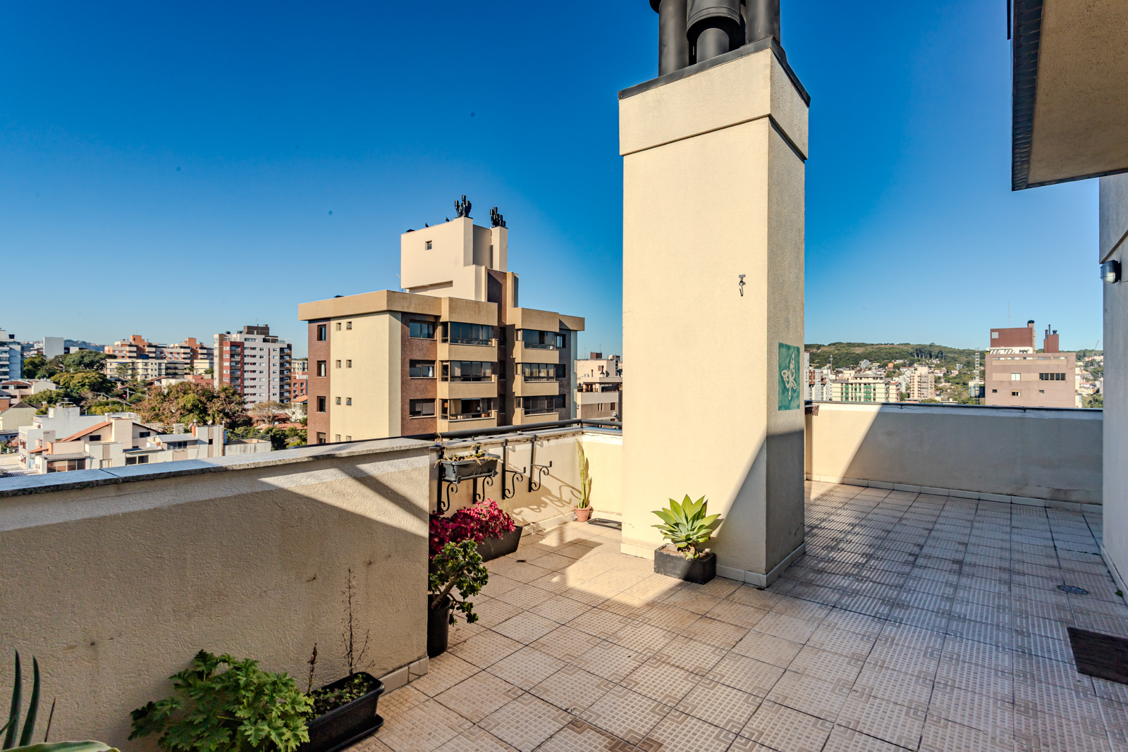 Cobertura à venda com 146m², 2 quartos, 1 suíte, 2 vagas no bairro Tristeza em Porto Alegre - Foto 34