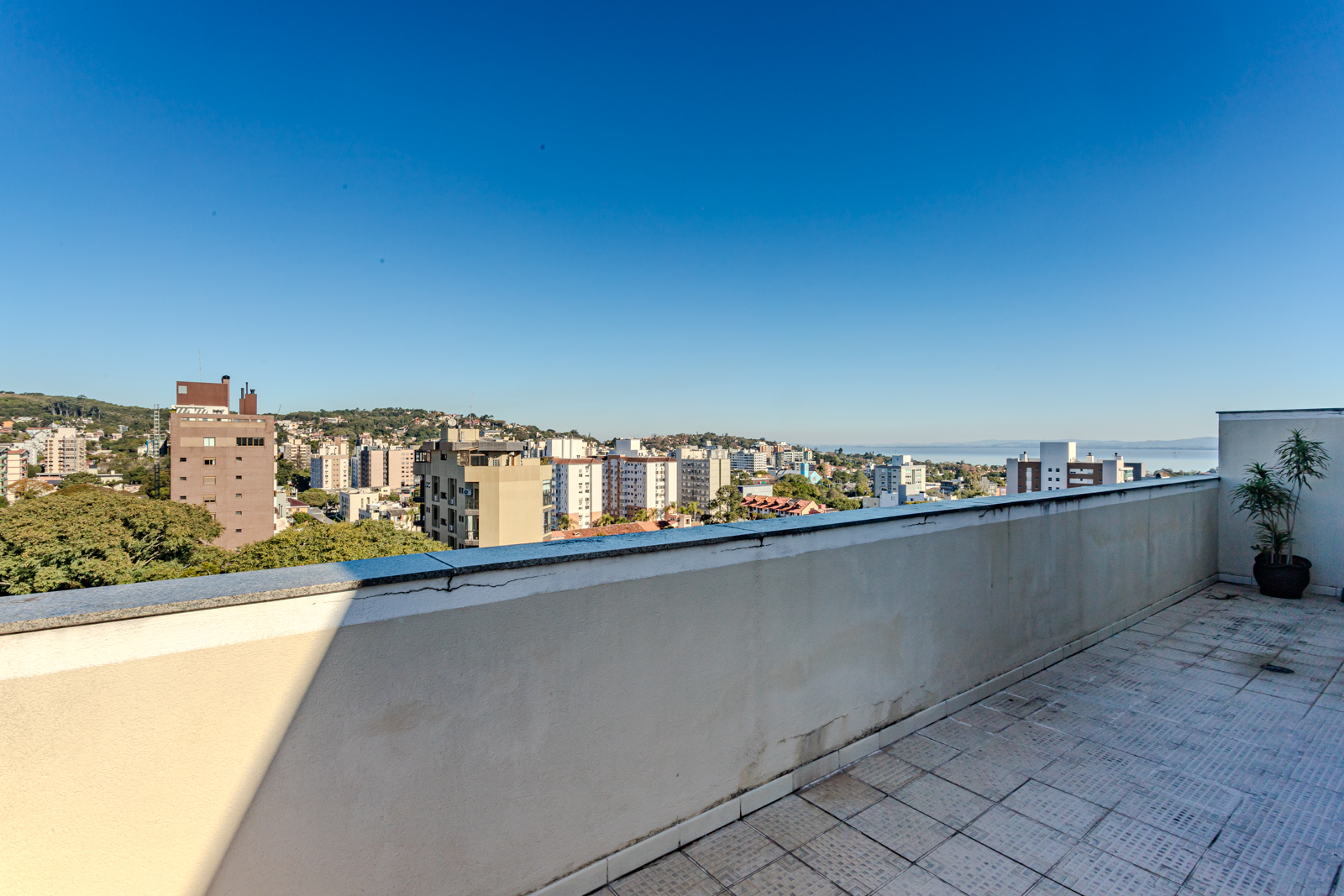 Cobertura à venda com 146m², 2 quartos, 1 suíte, 2 vagas no bairro Tristeza em Porto Alegre - Foto 37