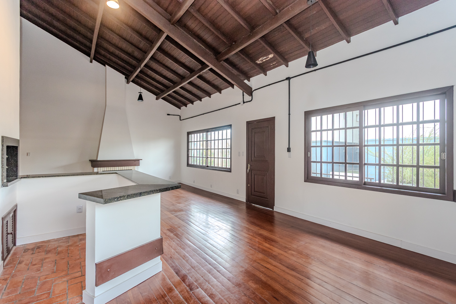 Casa para alugar com 250m², 3 quartos no bairro Camaquã em Porto Alegre - Foto 3