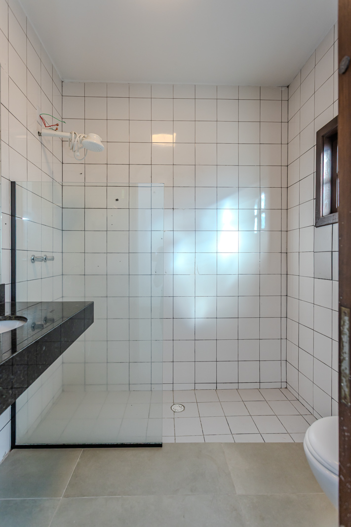 Casa para alugar com 250m², 3 quartos no bairro Camaquã em Porto Alegre - Foto 10