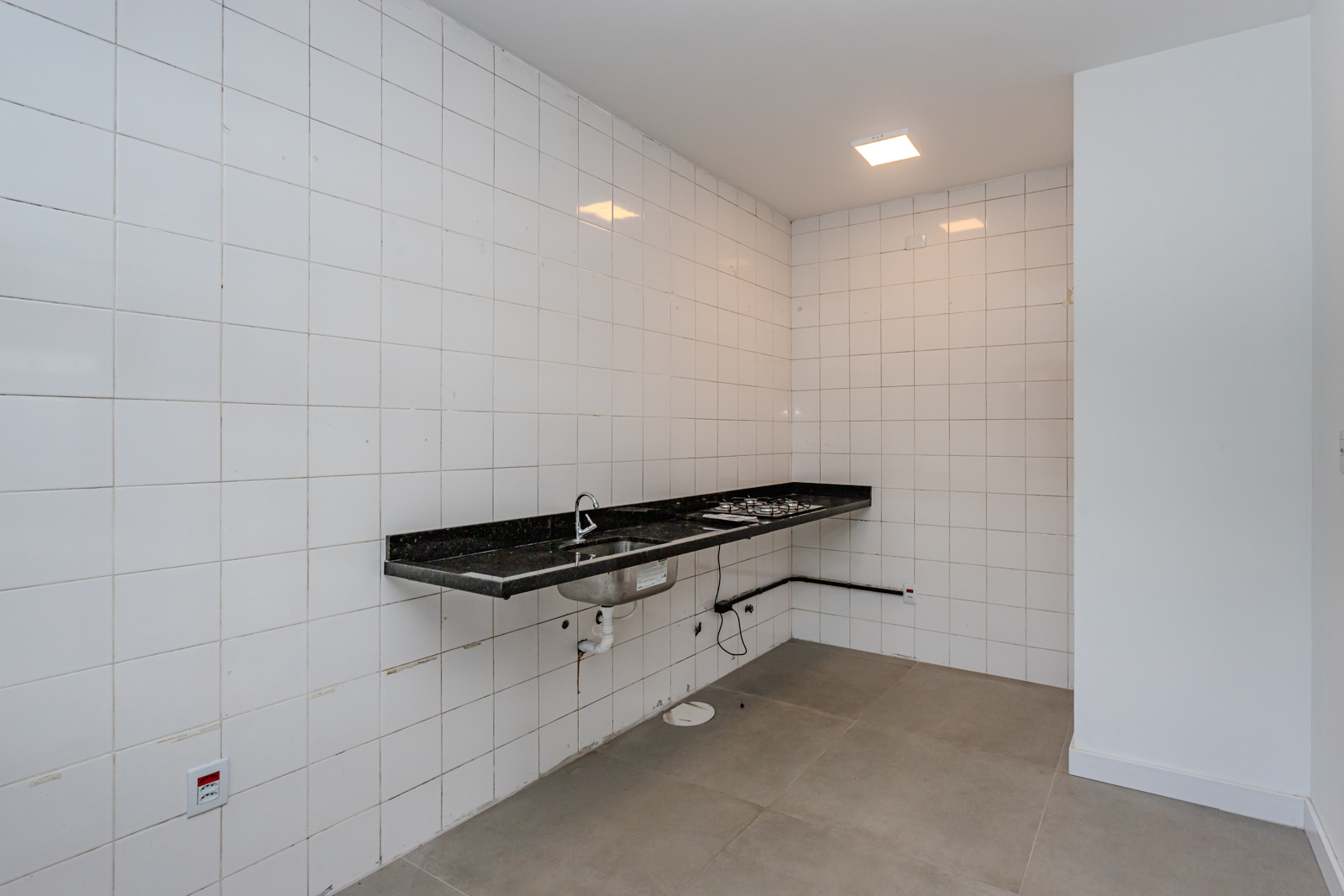 Casa para alugar com 250m², 3 quartos no bairro Camaquã em Porto Alegre - Foto 17