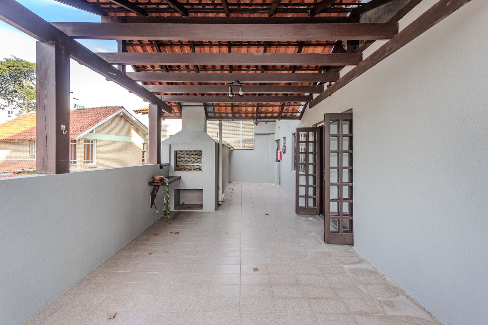 Casa para alugar com 250m², 3 quartos no bairro Camaquã em Porto Alegre - Foto 28
