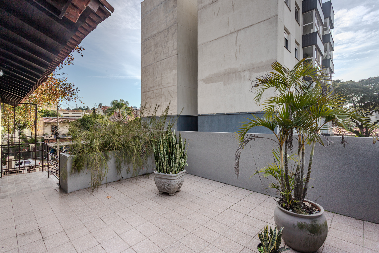 Casa para alugar com 250m², 3 quartos no bairro Camaquã em Porto Alegre - Foto 30