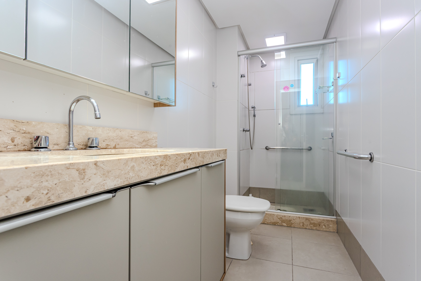 Apartamento à venda com 124m², 3 quartos, 3 suítes, 2 vagas no bairro Tristeza em Porto Alegre - Foto 25