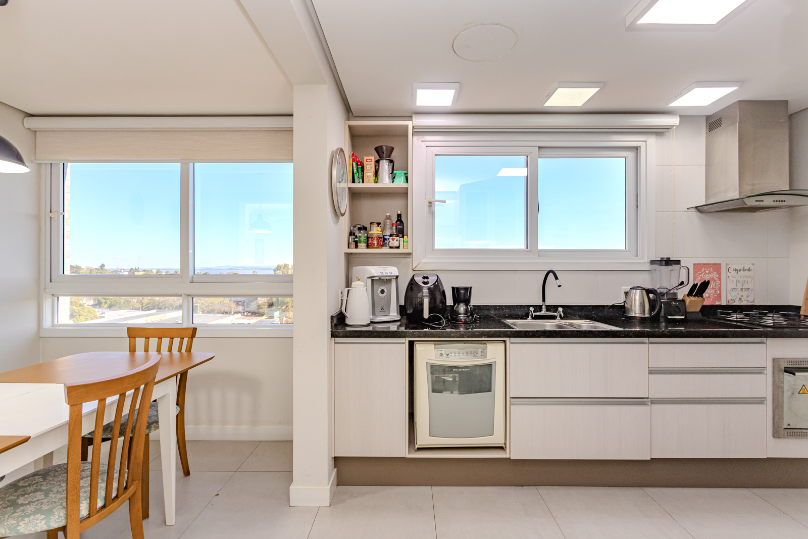 Apartamento à venda com 124m², 3 quartos, 3 suítes, 2 vagas no bairro Tristeza em Porto Alegre - Foto 20