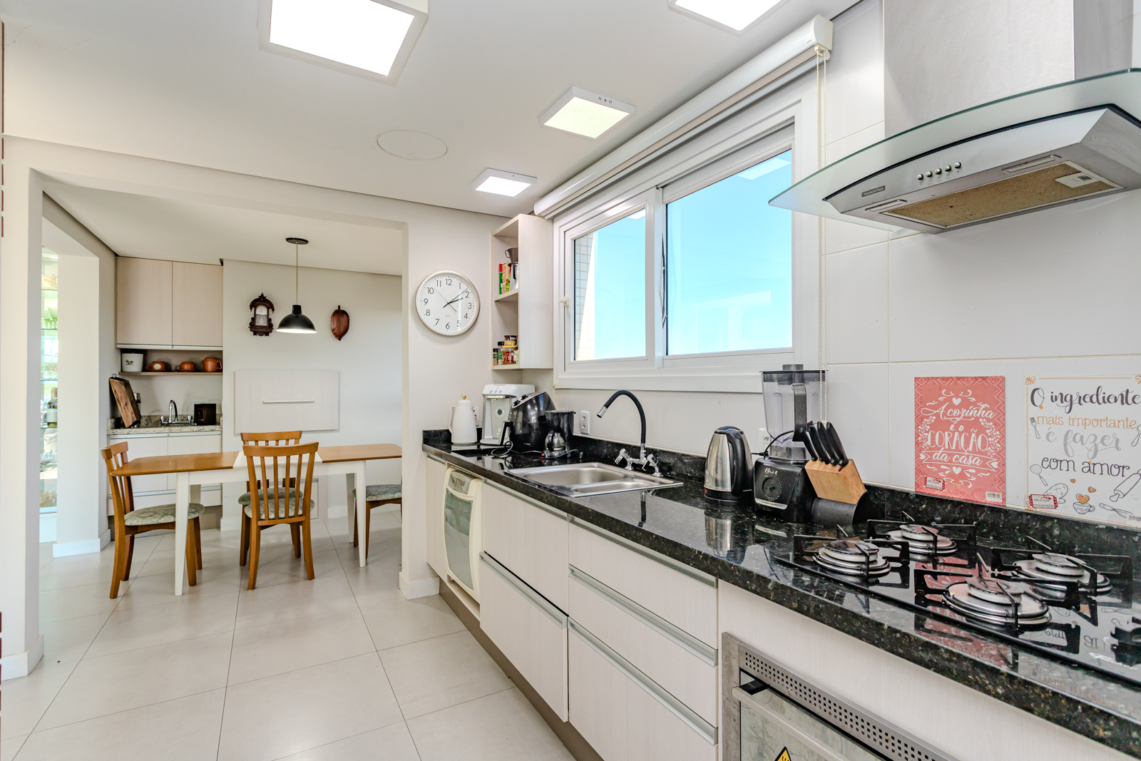 Apartamento à venda com 124m², 3 quartos, 3 suítes, 2 vagas no bairro Tristeza em Porto Alegre - Foto 21