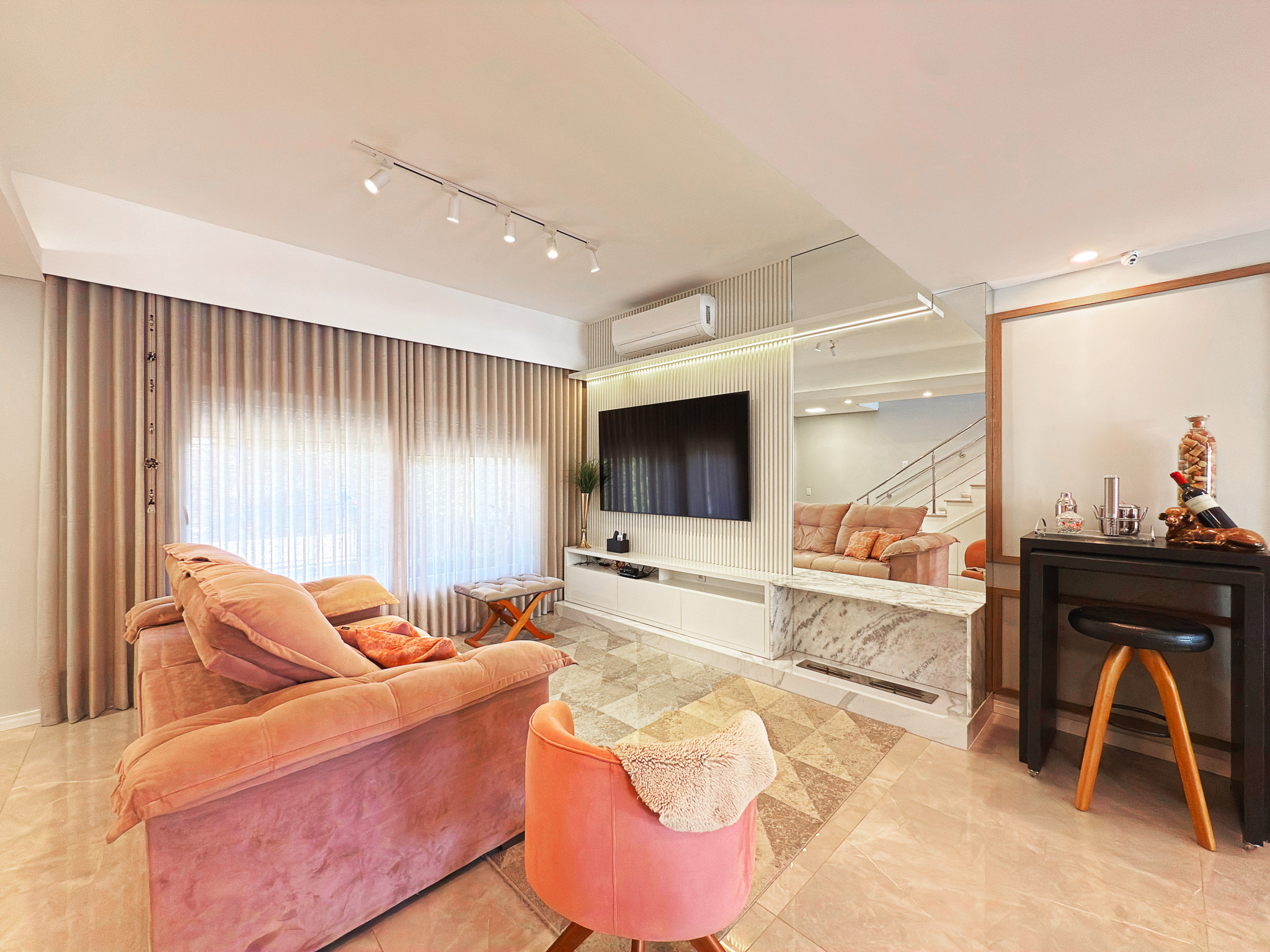 Casa à venda com 170m², 3 quartos, 1 suíte, 2 vagas no bairro Hípica em Porto Alegre - Foto 7