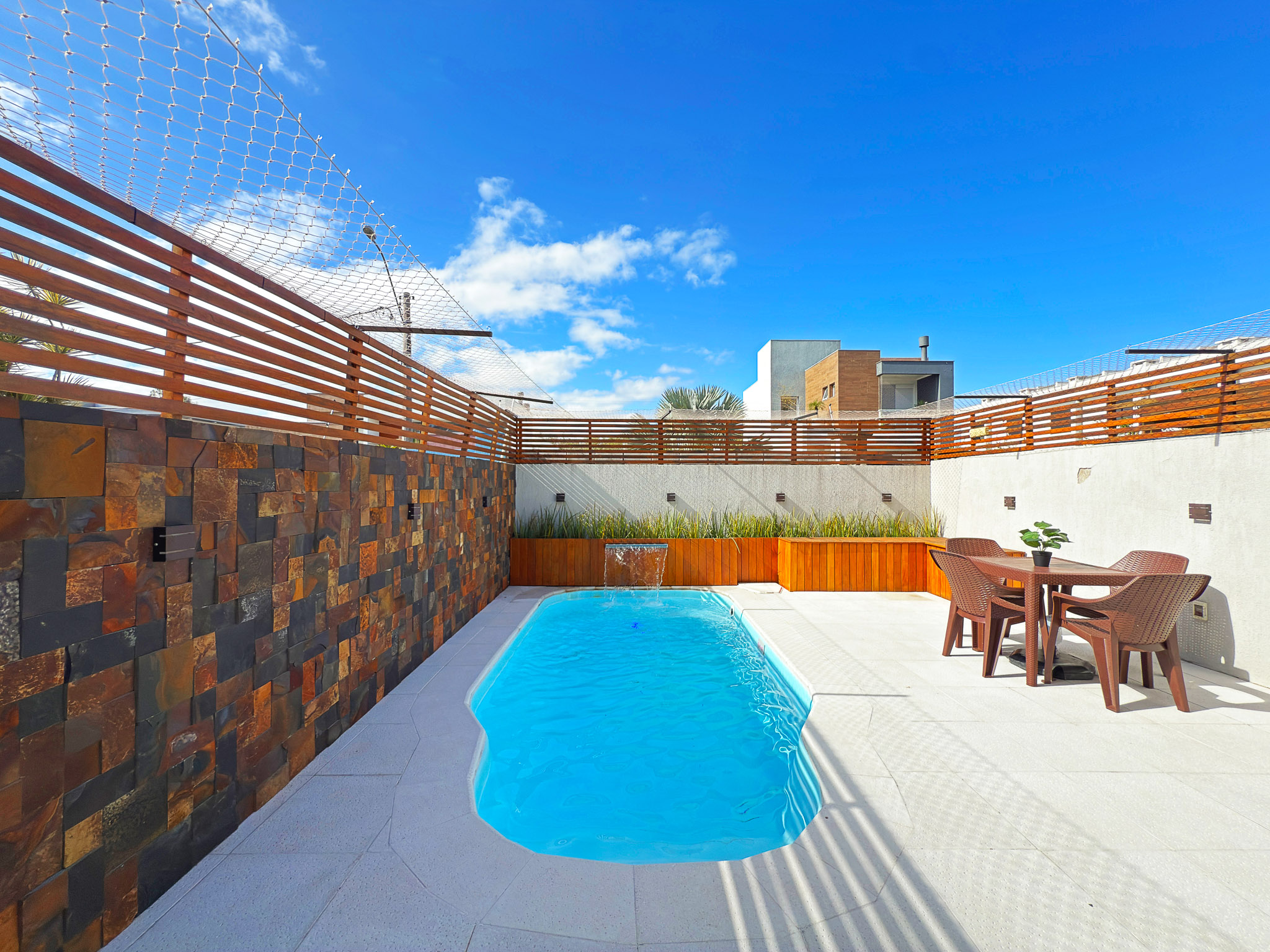 Casa à venda com 170m², 3 quartos, 1 suíte, 2 vagas no bairro Hípica em Porto Alegre - Foto 43