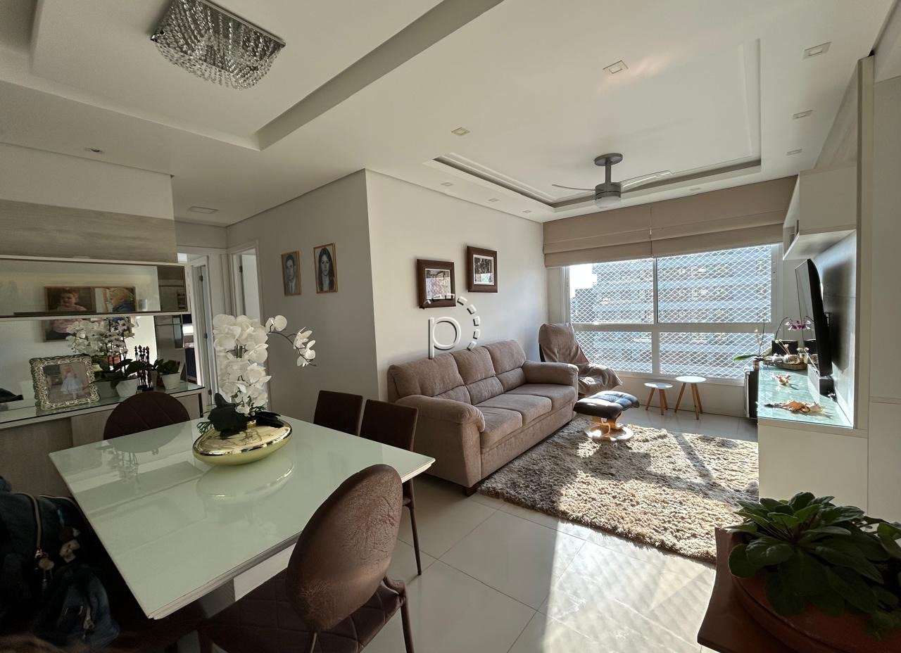 Apartamento à venda com 69m², 2 quartos, 1 suíte, 1 vaga no bairro Tristeza em Porto Alegre