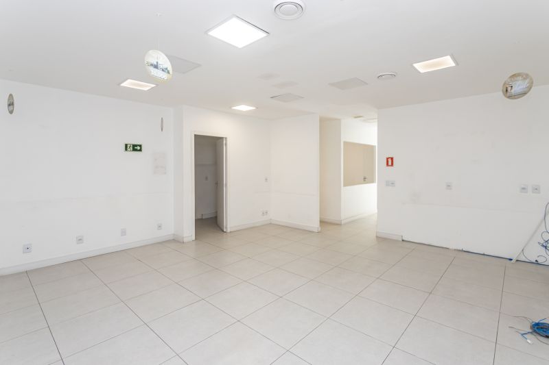 Loja para alugar com 187m² no bairro Praia de Belas em Porto Alegre - Foto 4