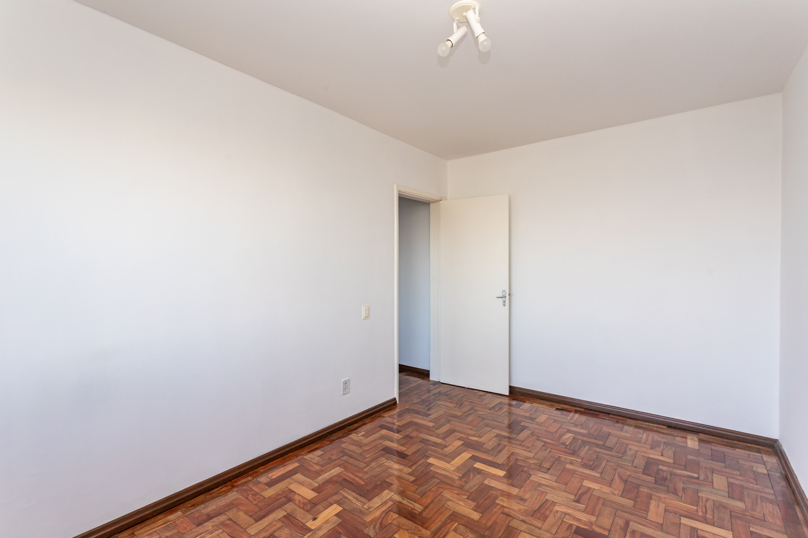 Apartamento à venda com 57m², 2 quartos no bairro Tristeza em Porto Alegre - Foto 16
