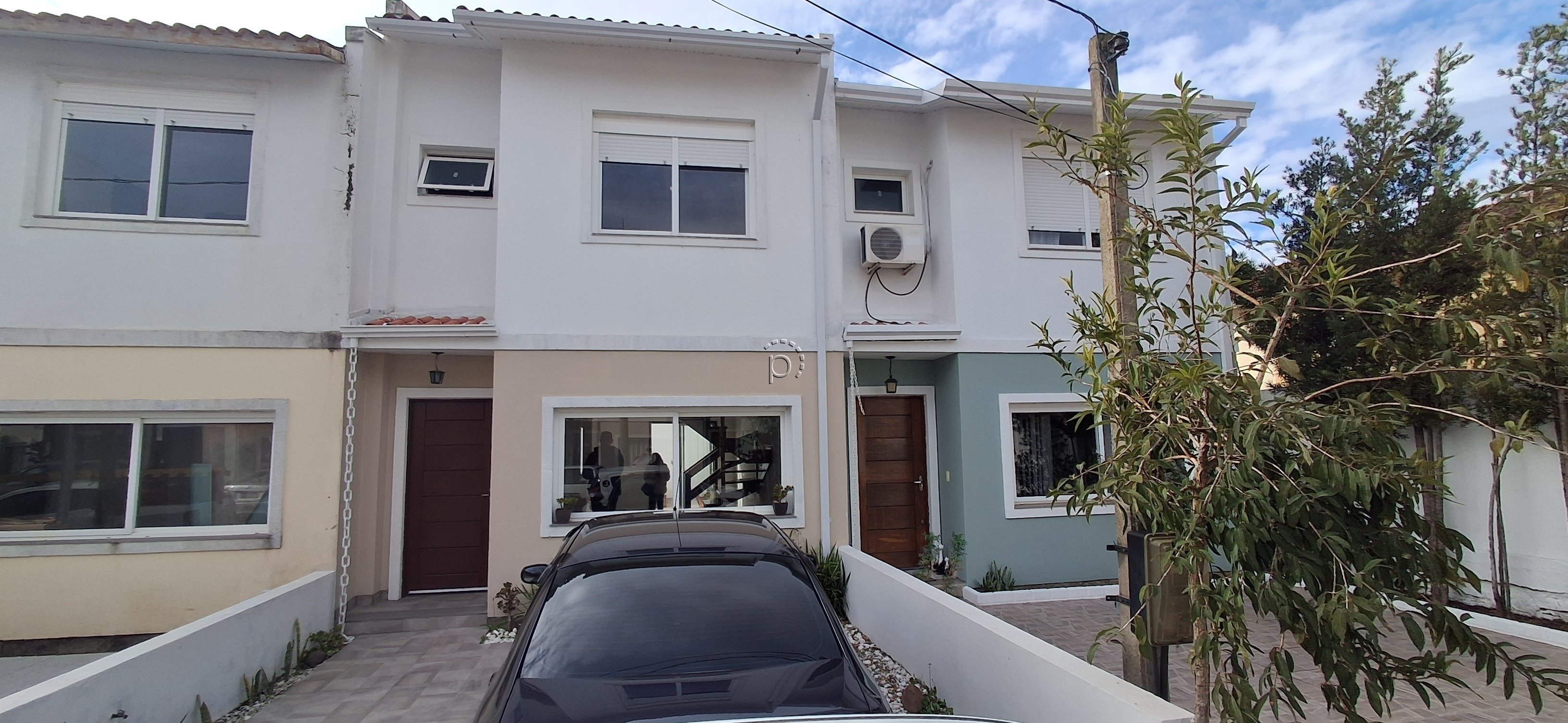Casa em Condomínio para alugar com 81m², 2 quartos, 2 suítes, 1 vaga no bairro Hípica em Porto Alegre