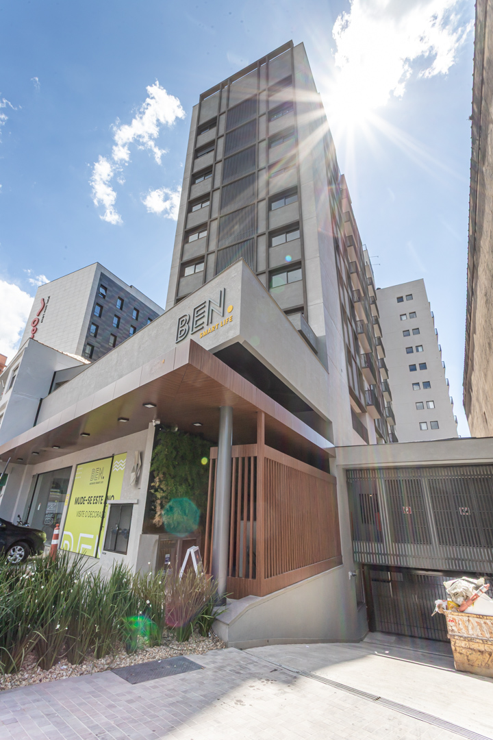 Apartamento à venda com 34m², 1 quarto, 1 vaga no bairro Floresta em Porto Alegre