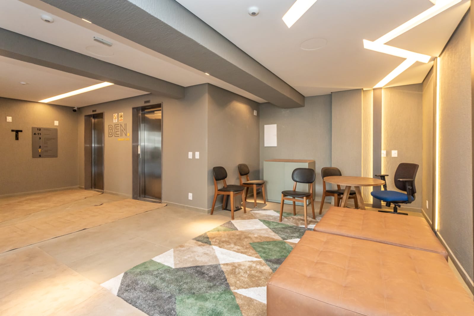 Apartamento à venda com 34m², 1 quarto, 1 vaga no bairro Floresta em Porto Alegre - Foto 23