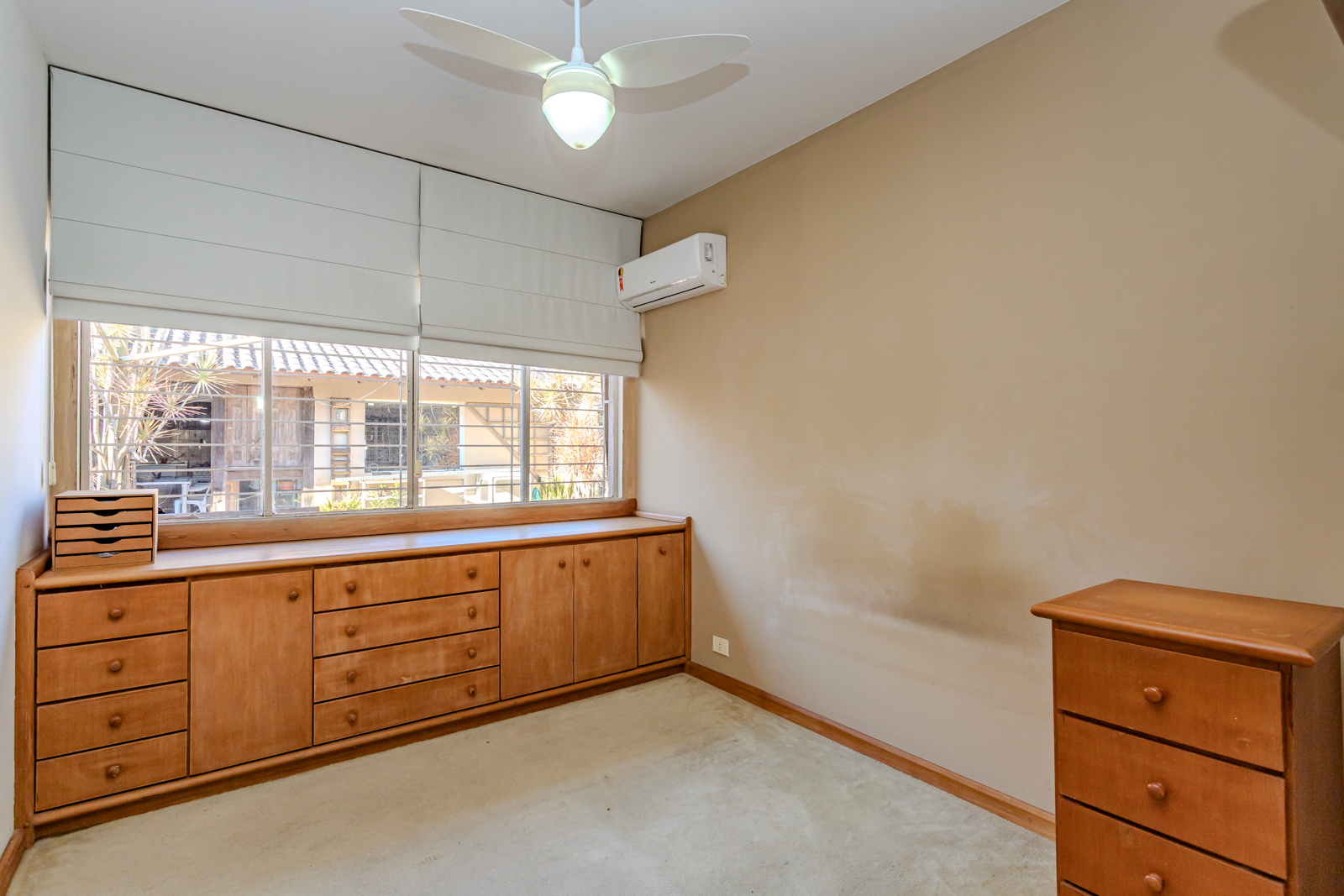 Casa à venda com 330m², 3 quartos, 2 vagas no bairro Tristeza em Porto Alegre - Foto 6