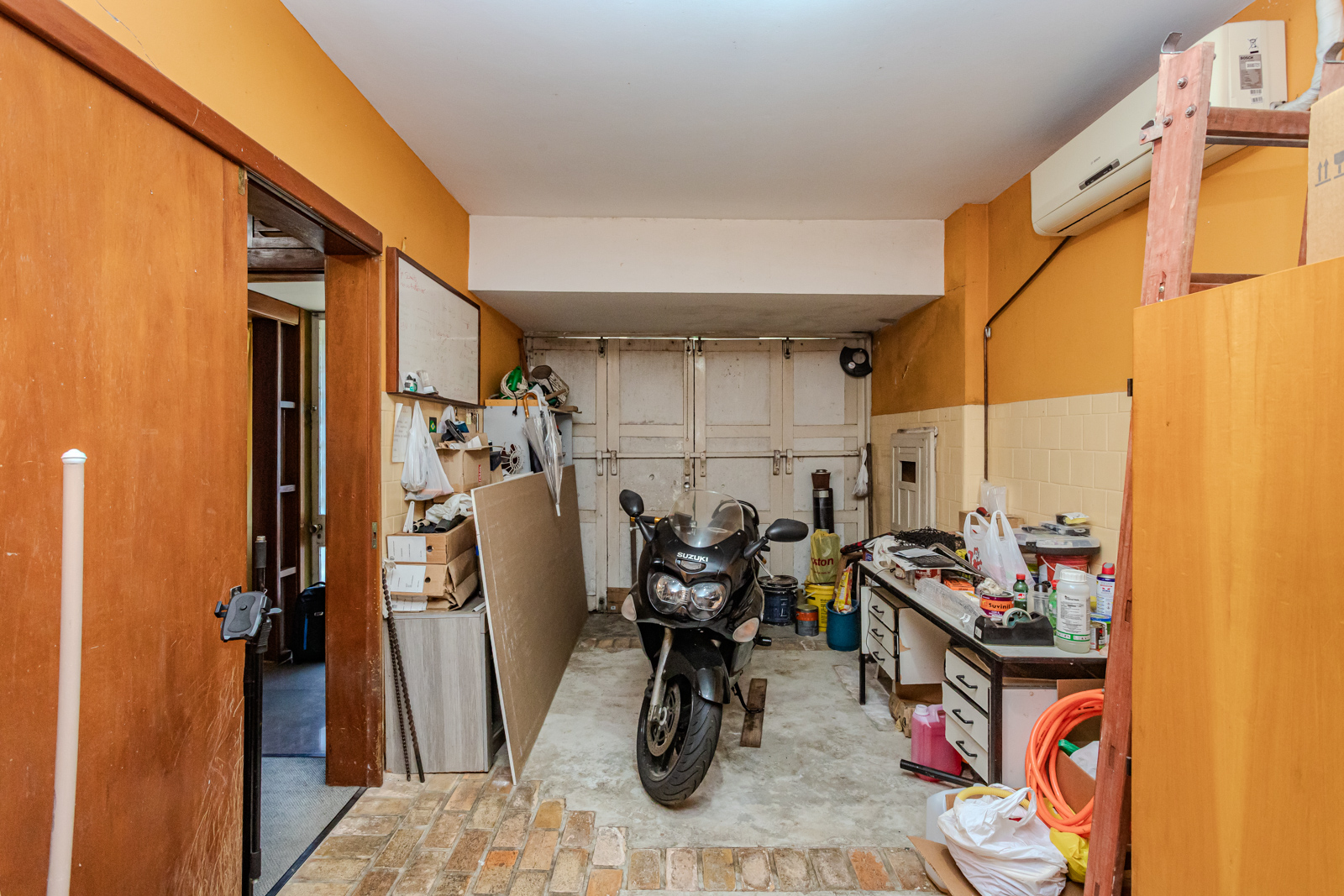 Casa à venda com 330m², 3 quartos, 2 vagas no bairro Tristeza em Porto Alegre - Foto 11
