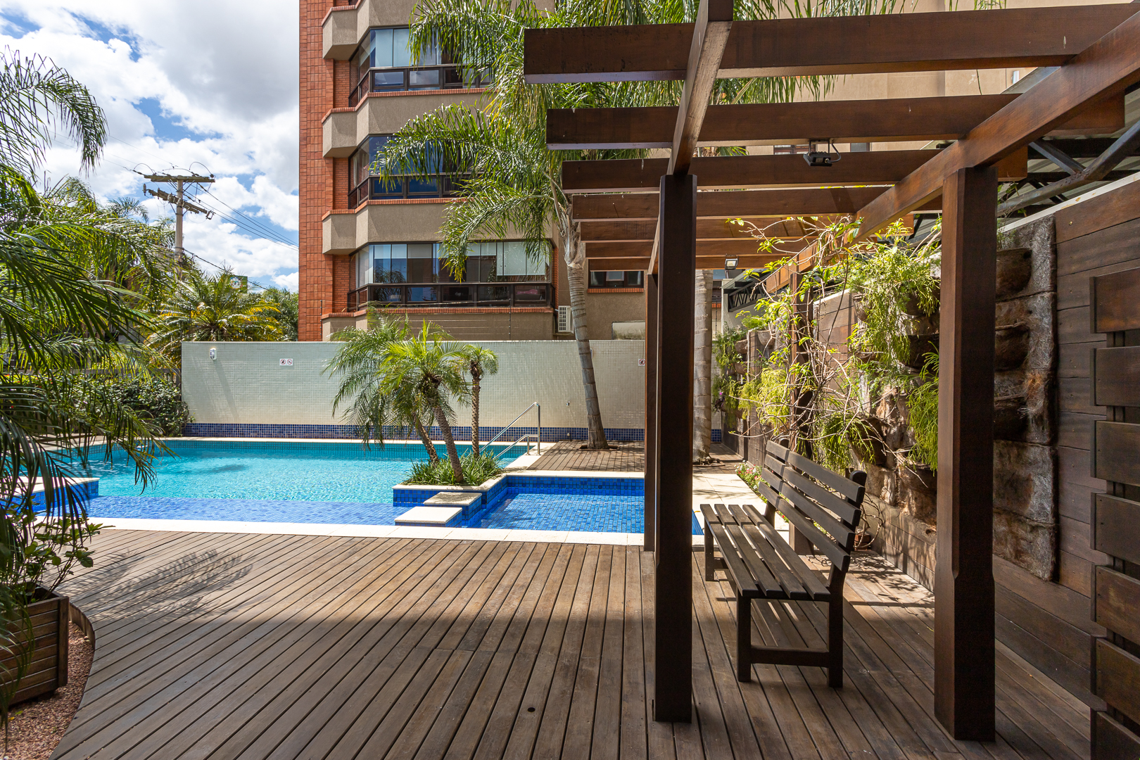 Apartamento para alugar com 93m², 3 quartos no bairro Tristeza em Porto Alegre - Foto 28