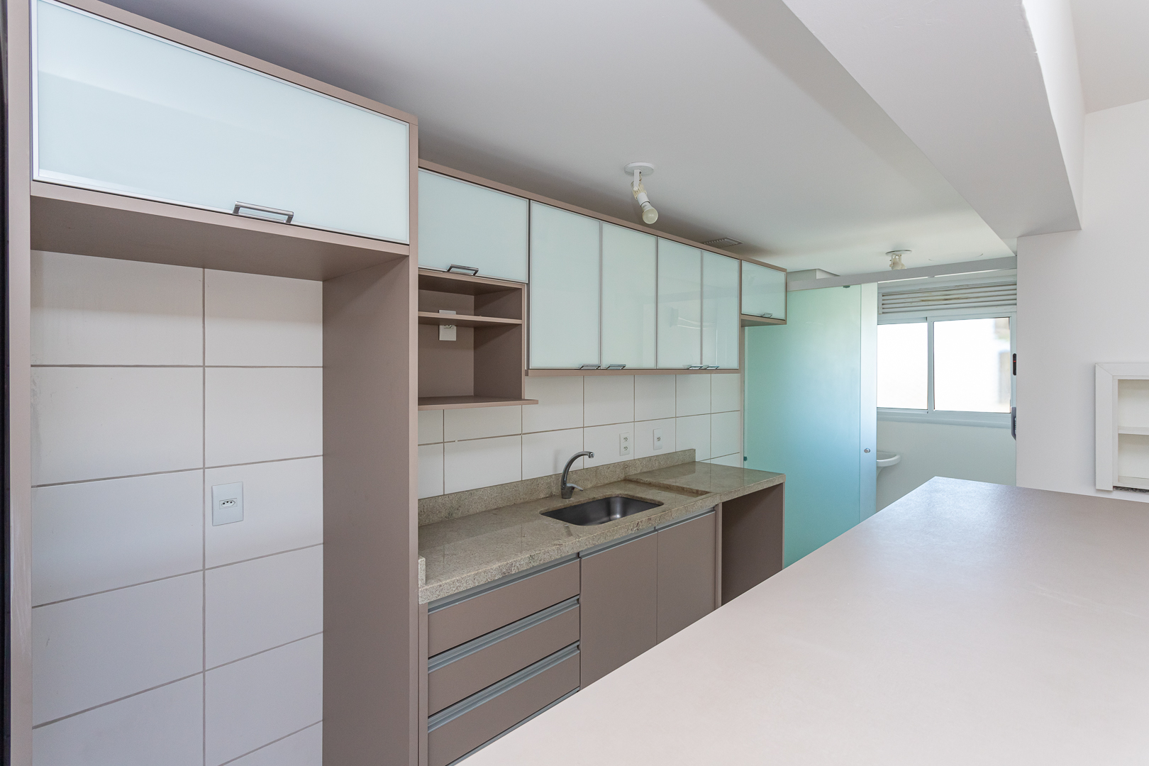 Apartamento para alugar com 93m², 3 quartos no bairro Tristeza em Porto Alegre - Foto 6