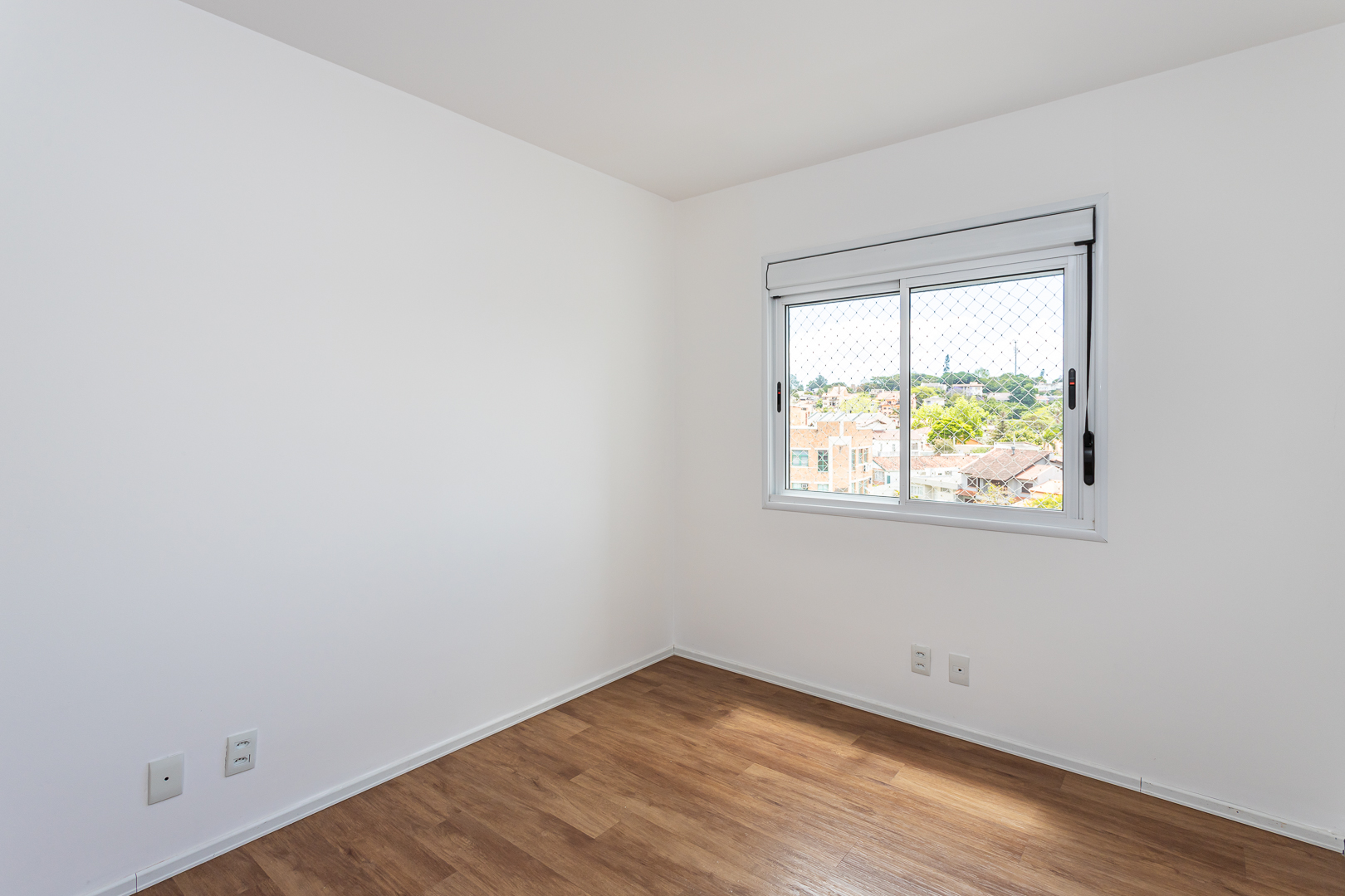Apartamento para alugar com 93m², 3 quartos no bairro Tristeza em Porto Alegre - Foto 9