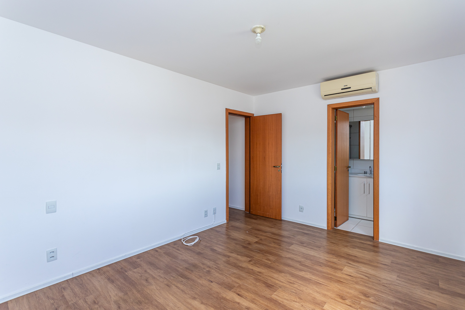 Apartamento para alugar com 93m², 3 quartos no bairro Tristeza em Porto Alegre - Foto 18