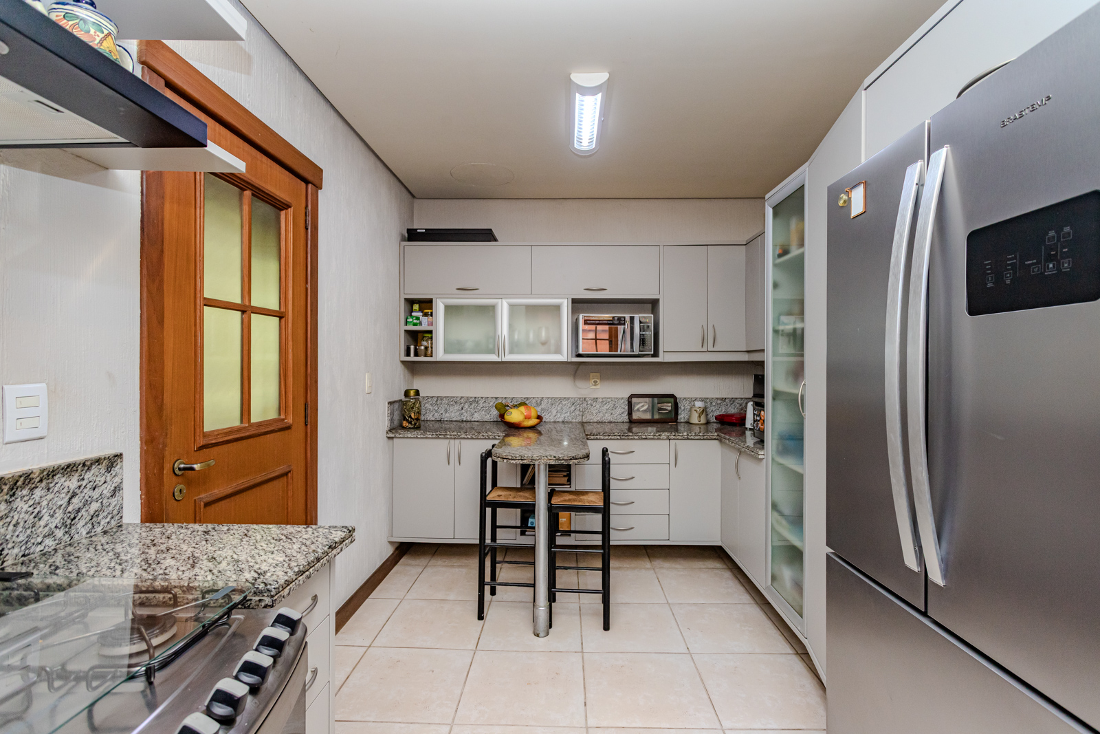 Casa em Condomínio à venda com 385m², 6 quartos, 4 suítes, 5 vagas no bairro Terra Ville em Porto Alegre - Foto 21