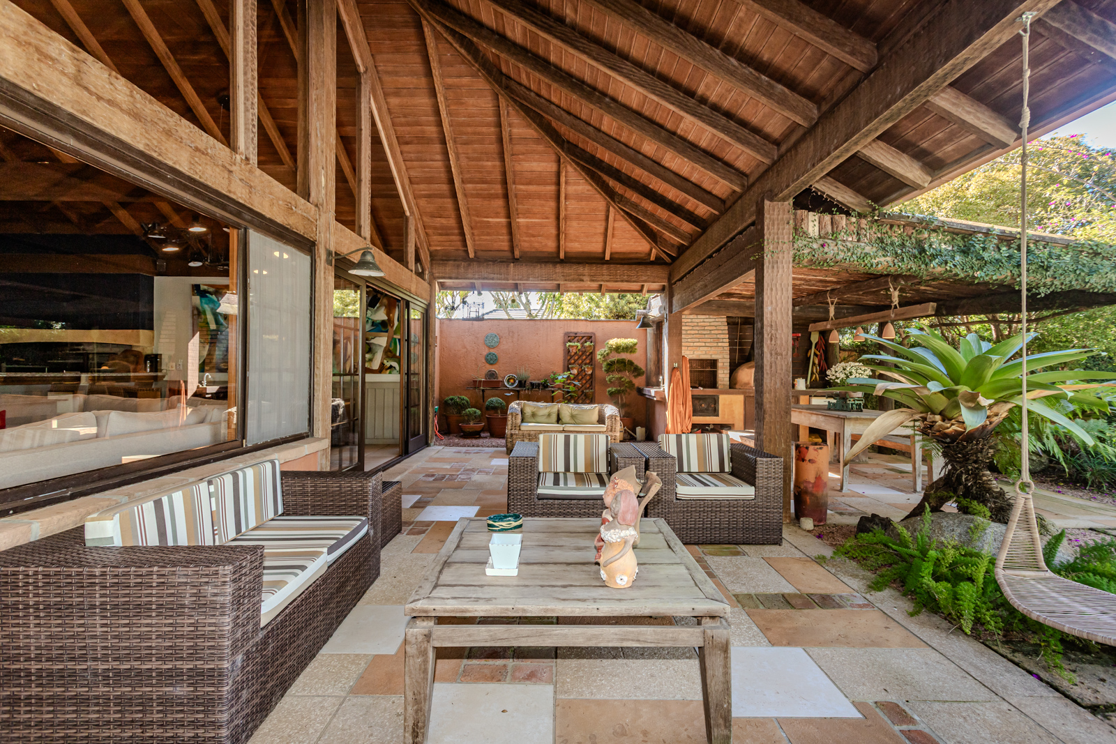 Casa em Condomínio à venda com 385m², 6 quartos, 4 suítes, 5 vagas no bairro Terra Ville em Porto Alegre - Foto 31
