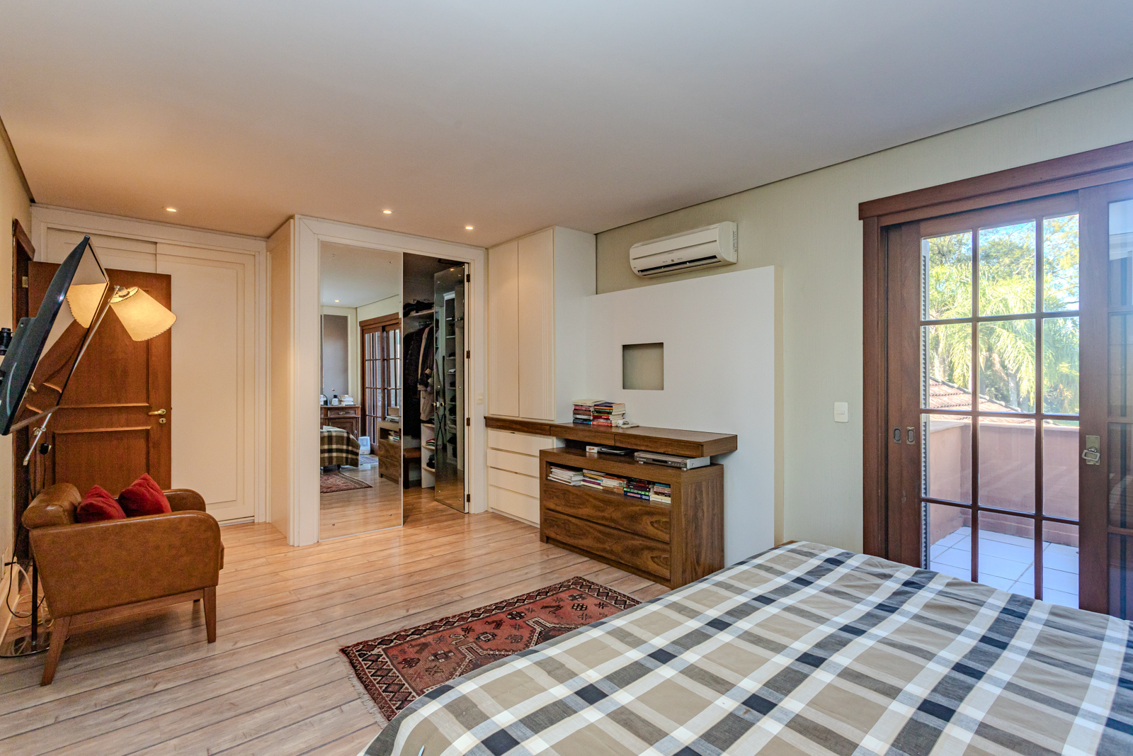 Casa em Condomínio à venda com 385m², 6 quartos, 4 suítes, 5 vagas no bairro Terra Ville em Porto Alegre - Foto 38