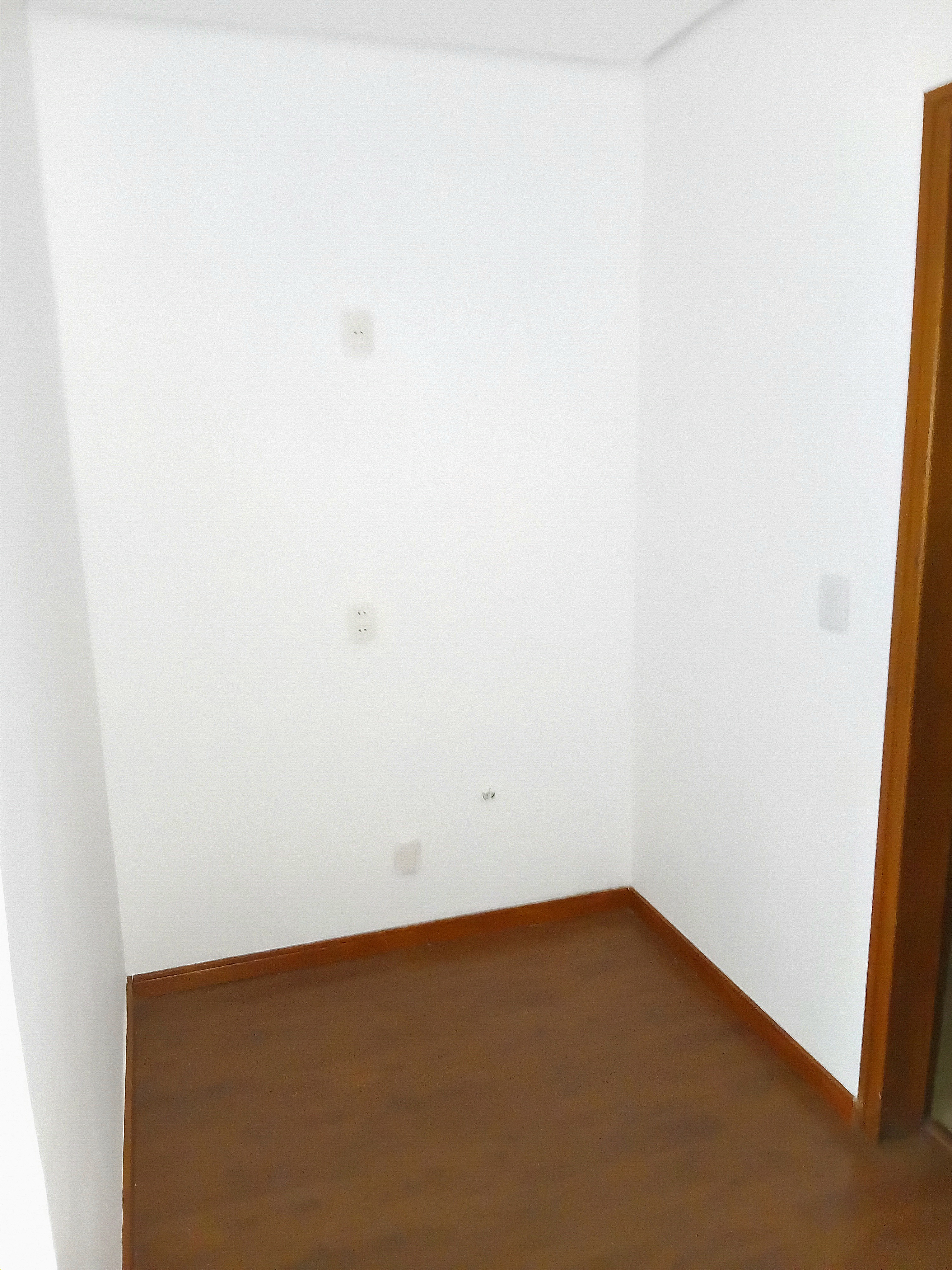 Sala para alugar com 95m² no bairro Menino Deus em Porto Alegre - Foto 6
