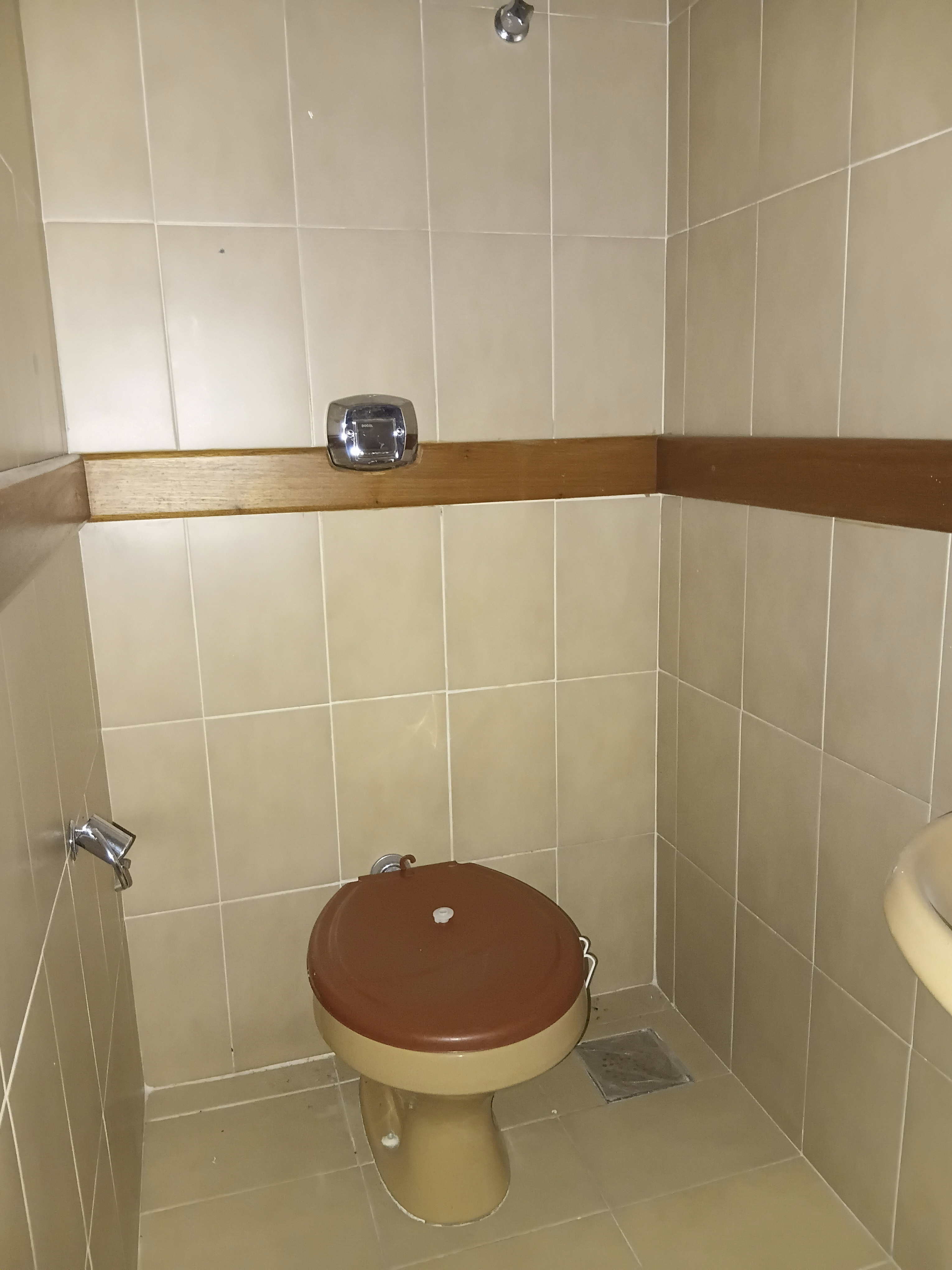Sala para alugar com 95m² no bairro Menino Deus em Porto Alegre - Foto 9