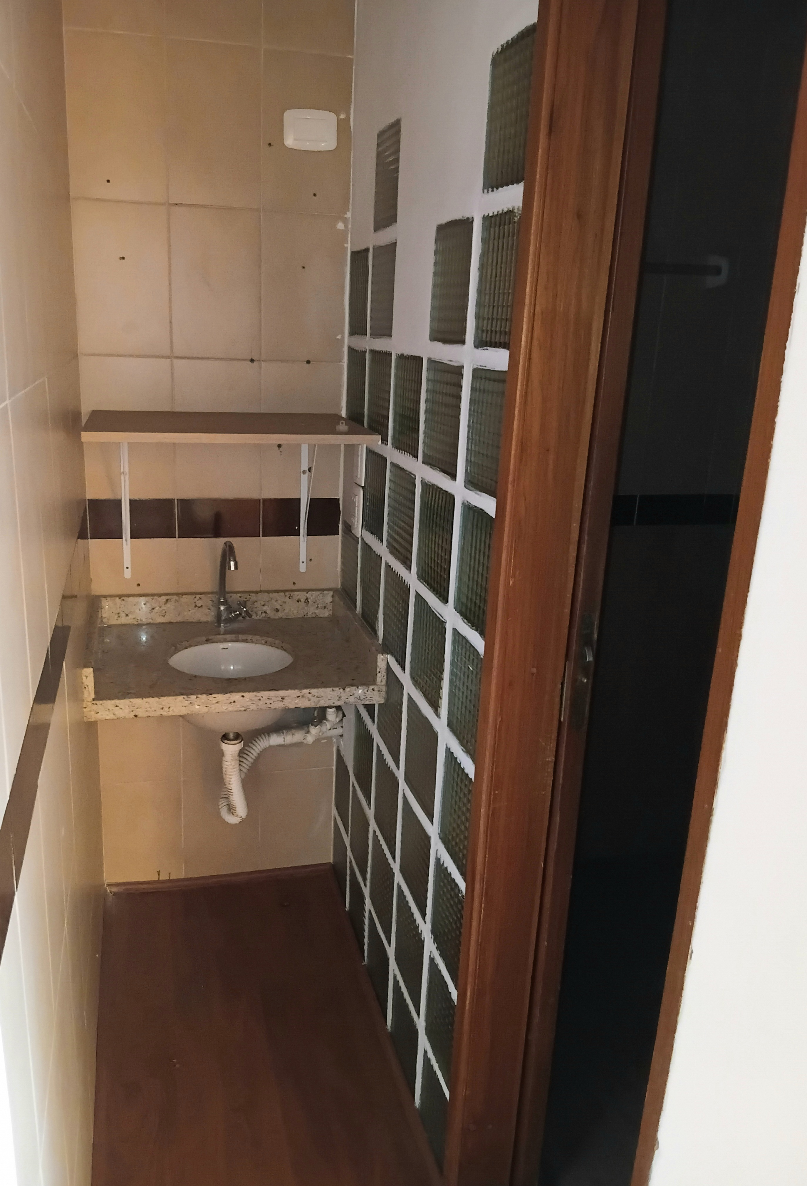 Sala para alugar com 95m² no bairro Menino Deus em Porto Alegre - Foto 13
