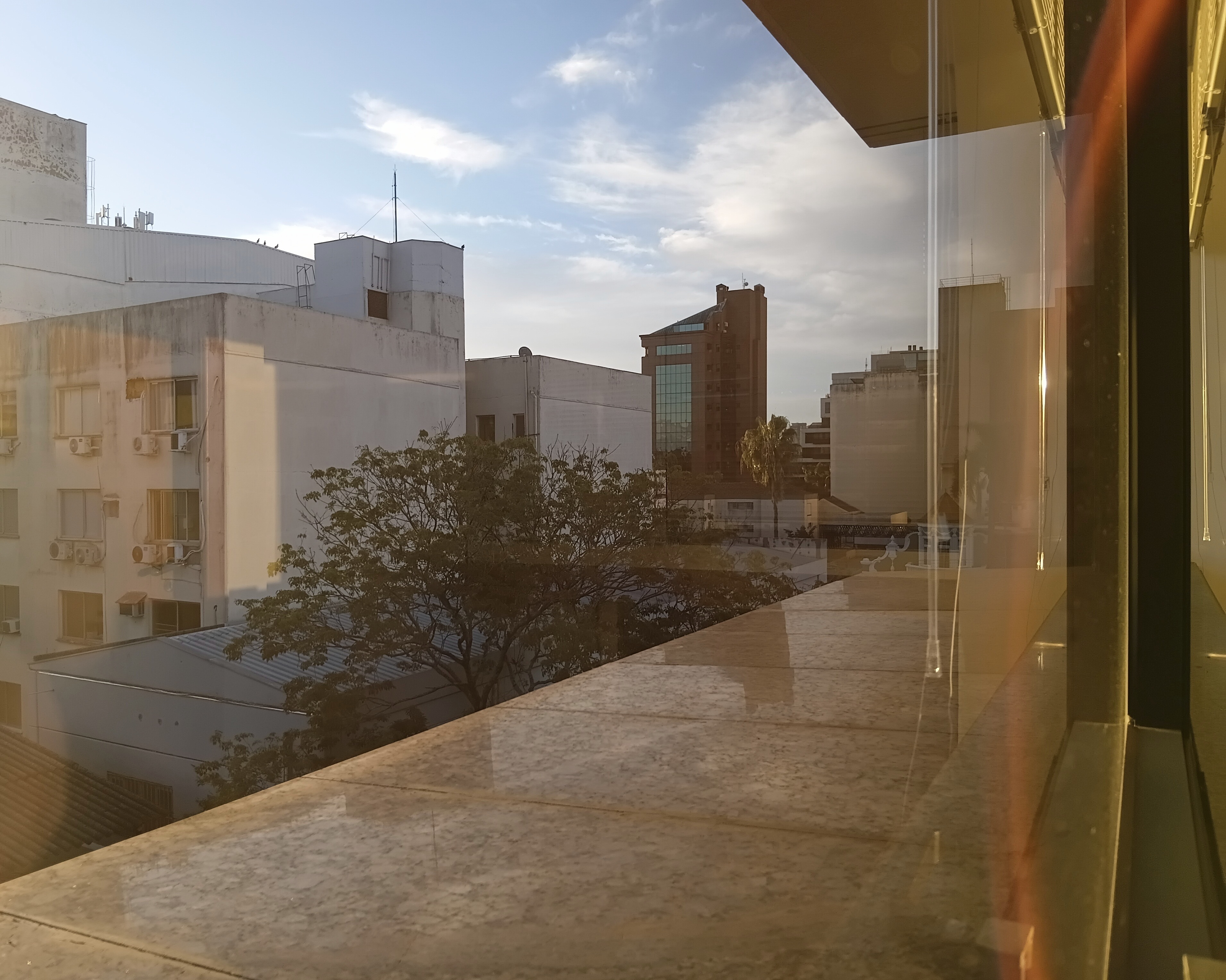 Sala para alugar com 95m² no bairro Menino Deus em Porto Alegre - Foto 7