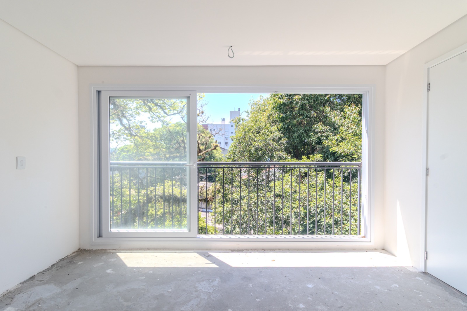 Apartamento à venda com 63m², 2 quartos, 1 suíte, 1 vaga no bairro Menino Deus em Porto Alegre - Foto 4