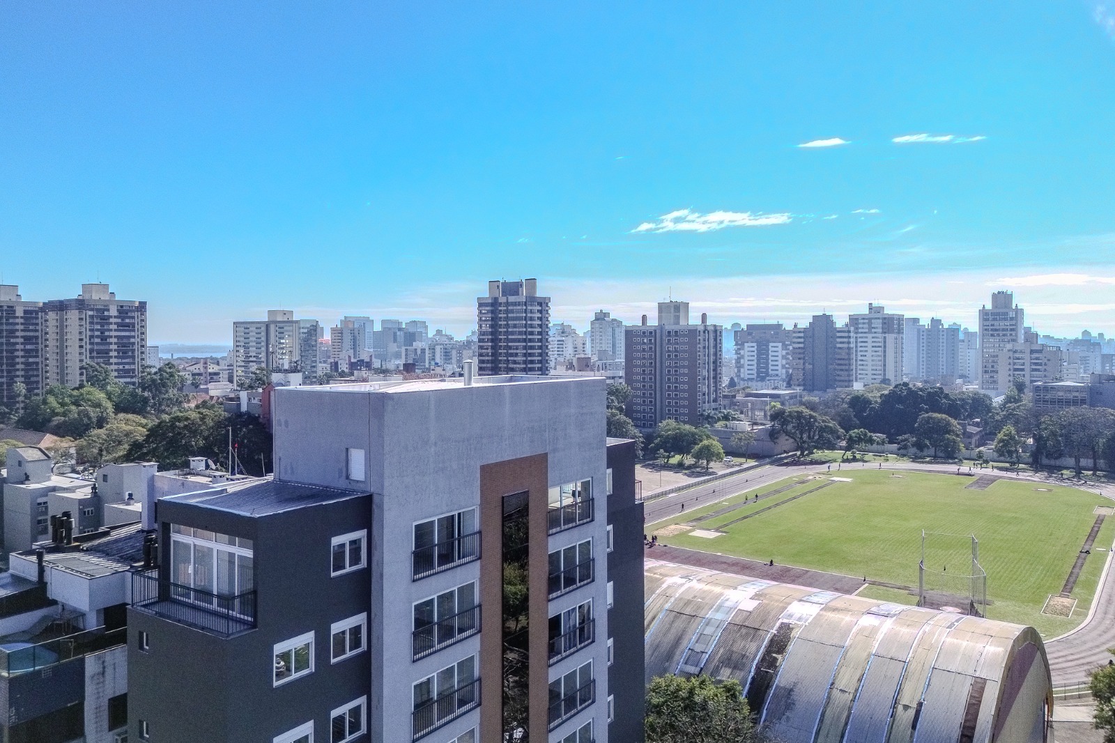 Apartamento à venda com 63m², 2 quartos, 1 suíte, 1 vaga no bairro Menino Deus em Porto Alegre - Foto 21