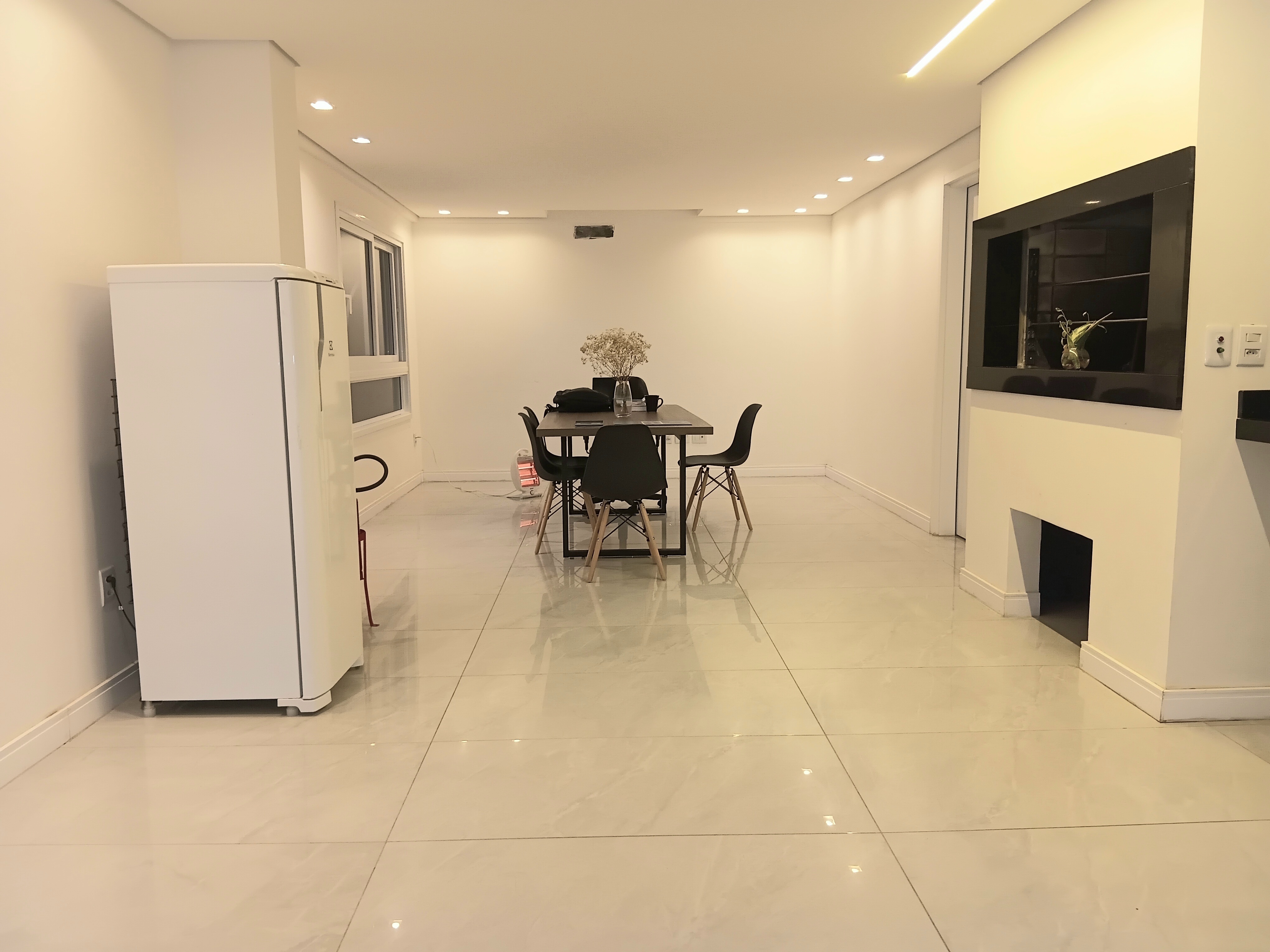 Apartamento à venda com 63m², 2 quartos, 1 suíte, 1 vaga no bairro Menino Deus em Porto Alegre - Foto 23