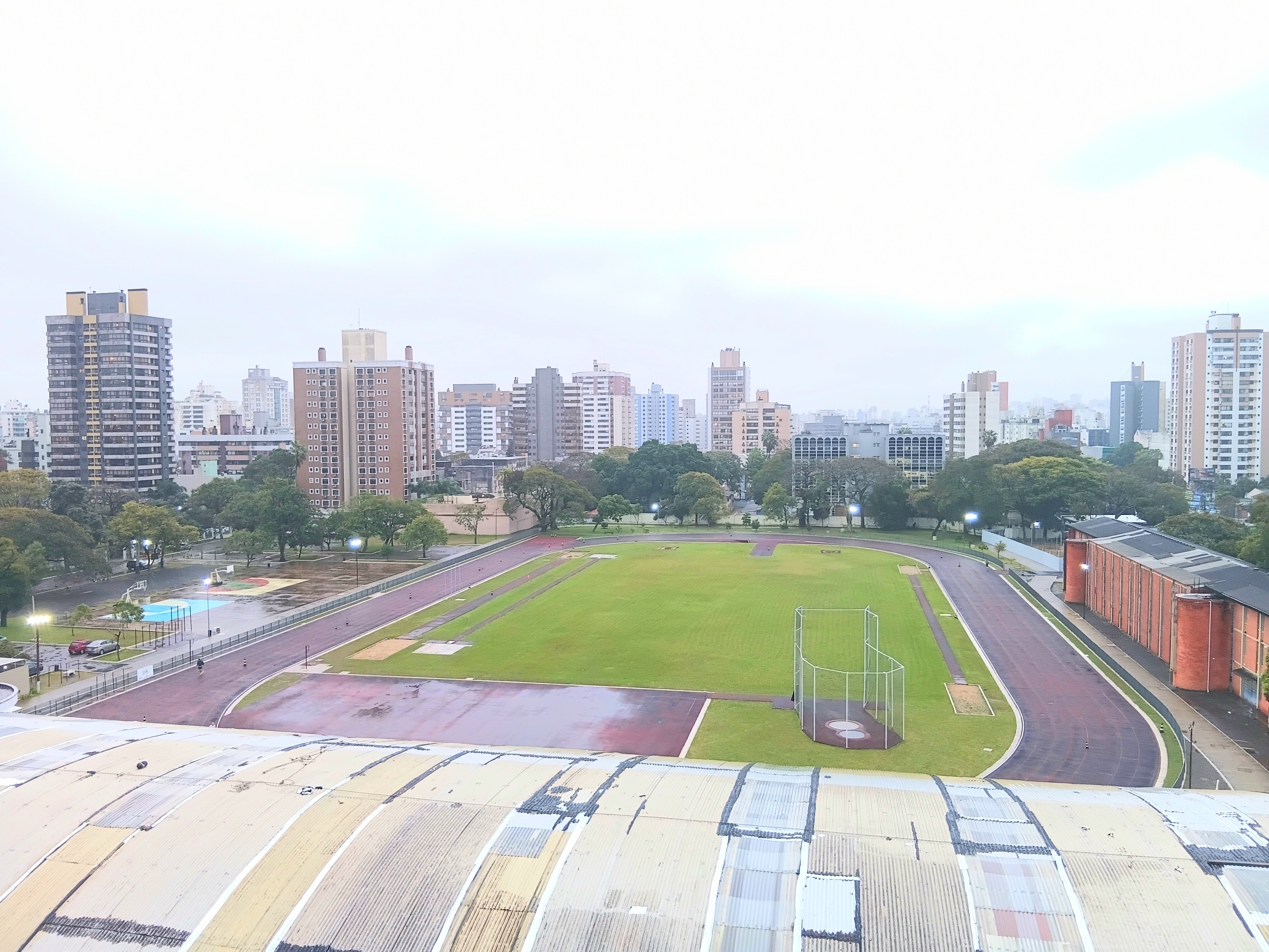 Apartamento à venda com 130m², 2 quartos, 1 suíte, 1 vaga no bairro Menino Deus em Porto Alegre - Foto 6