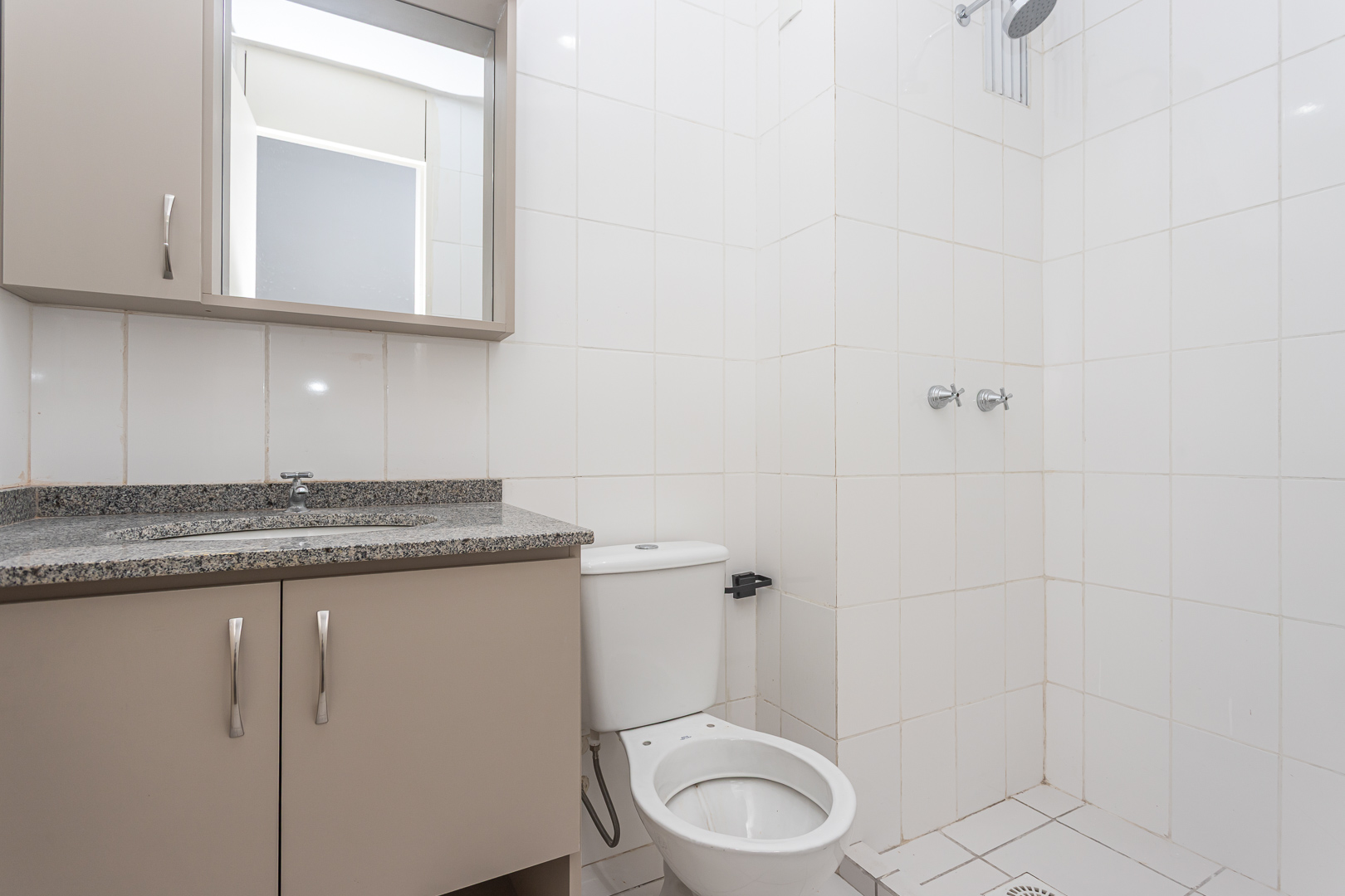 Apartamento para alugar com 60m², 2 quartos no bairro Tristeza em Porto Alegre - Foto 4