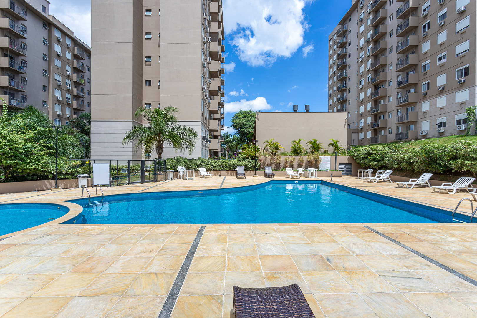 Apartamento para alugar com 60m², 2 quartos no bairro Tristeza em Porto Alegre - Foto 42