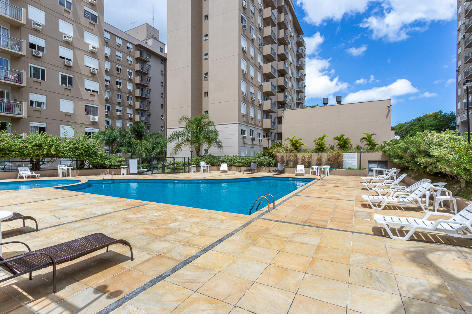 Apartamento para alugar com 60m², 2 quartos no bairro Tristeza em Porto Alegre - Foto 43